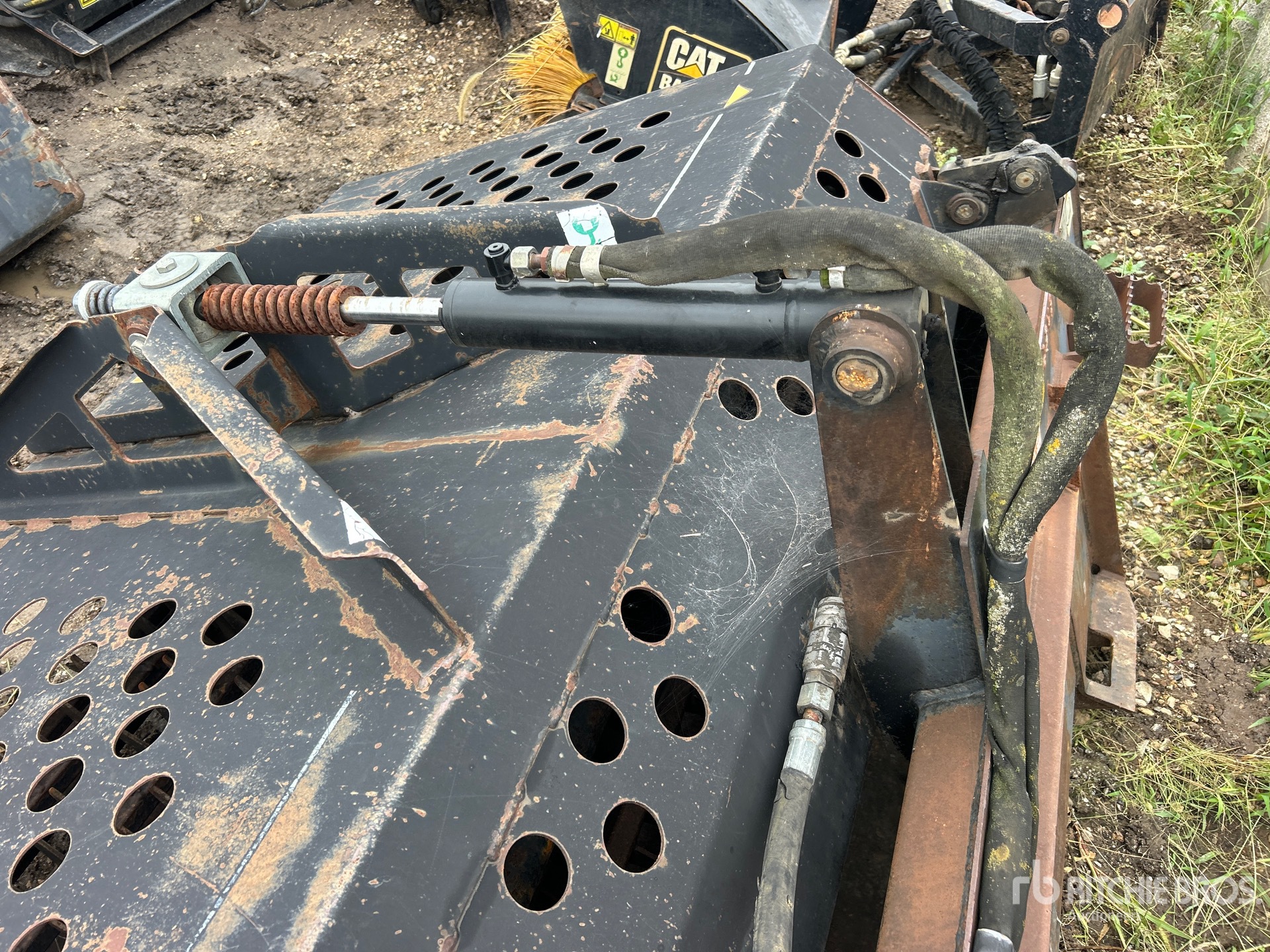 2000 Caterpillar LR18