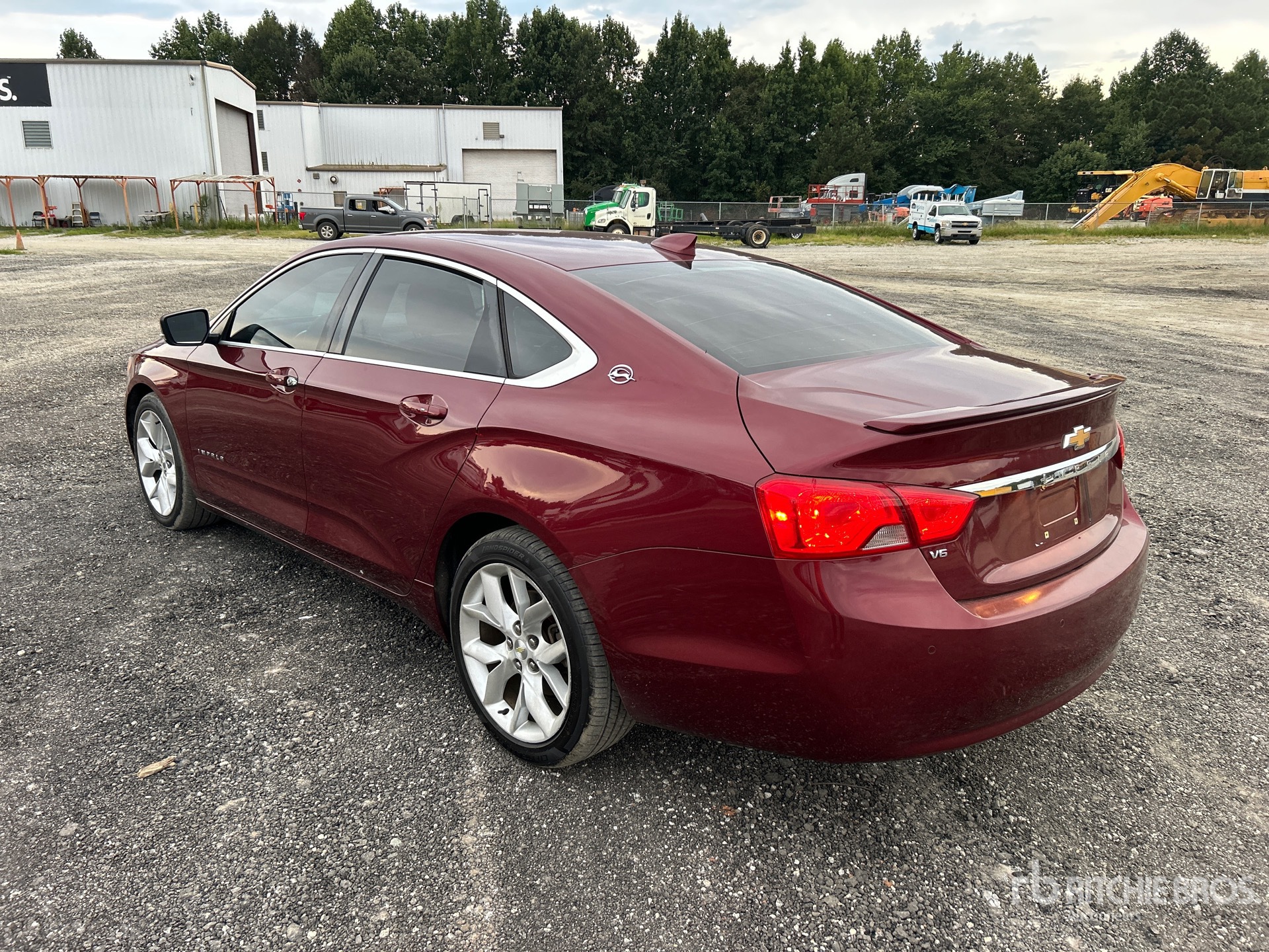 General Appearance with Picture, Left Rear Corner