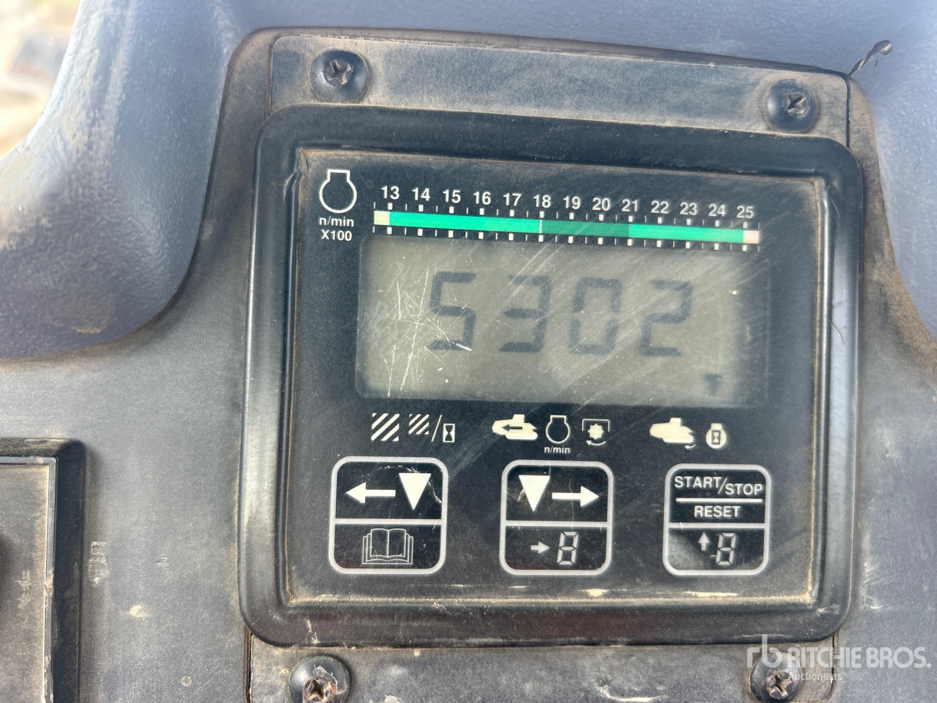 1996 Challenger 85D