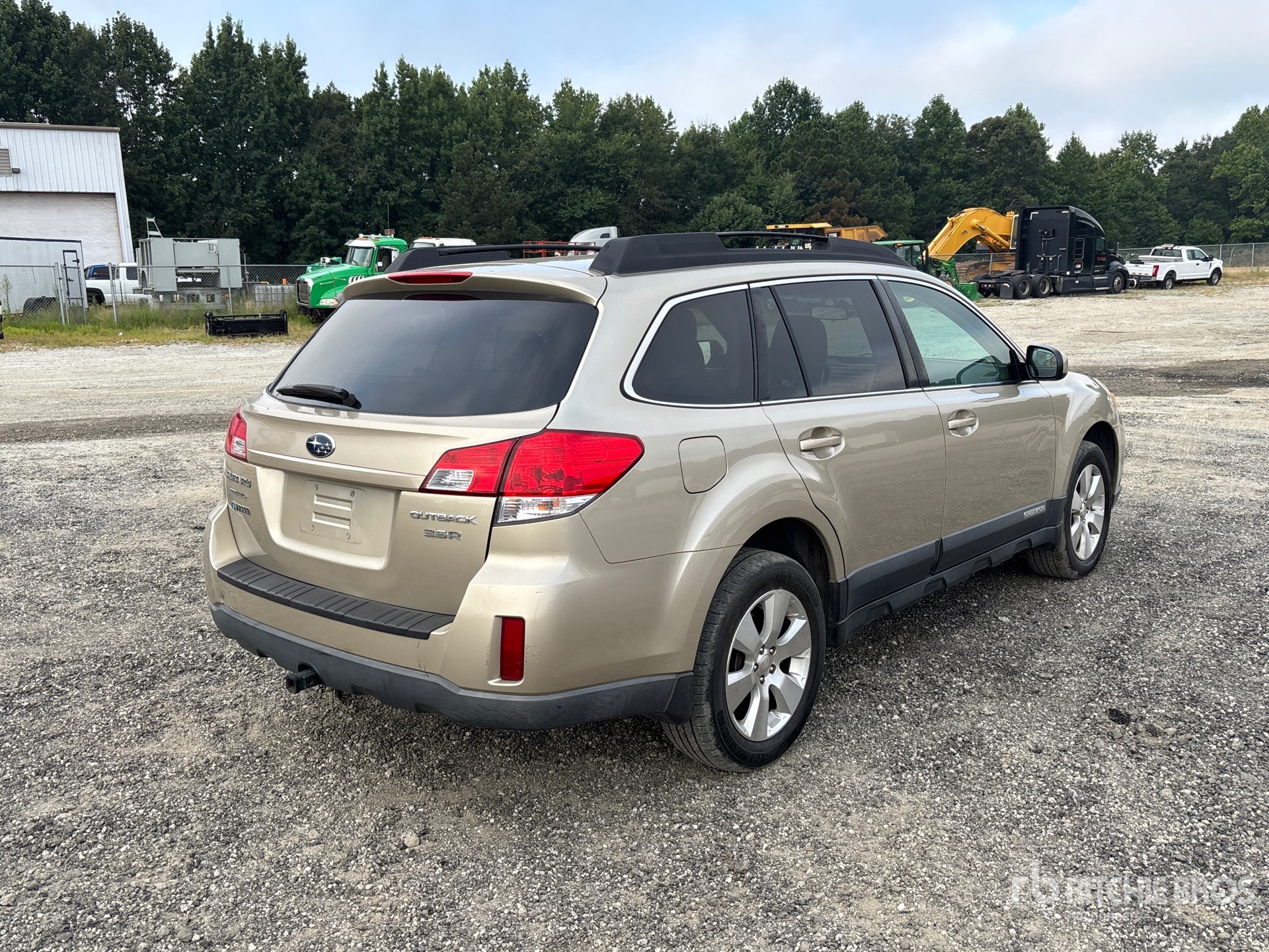 General Appearance with Picture, Right Rear Corner