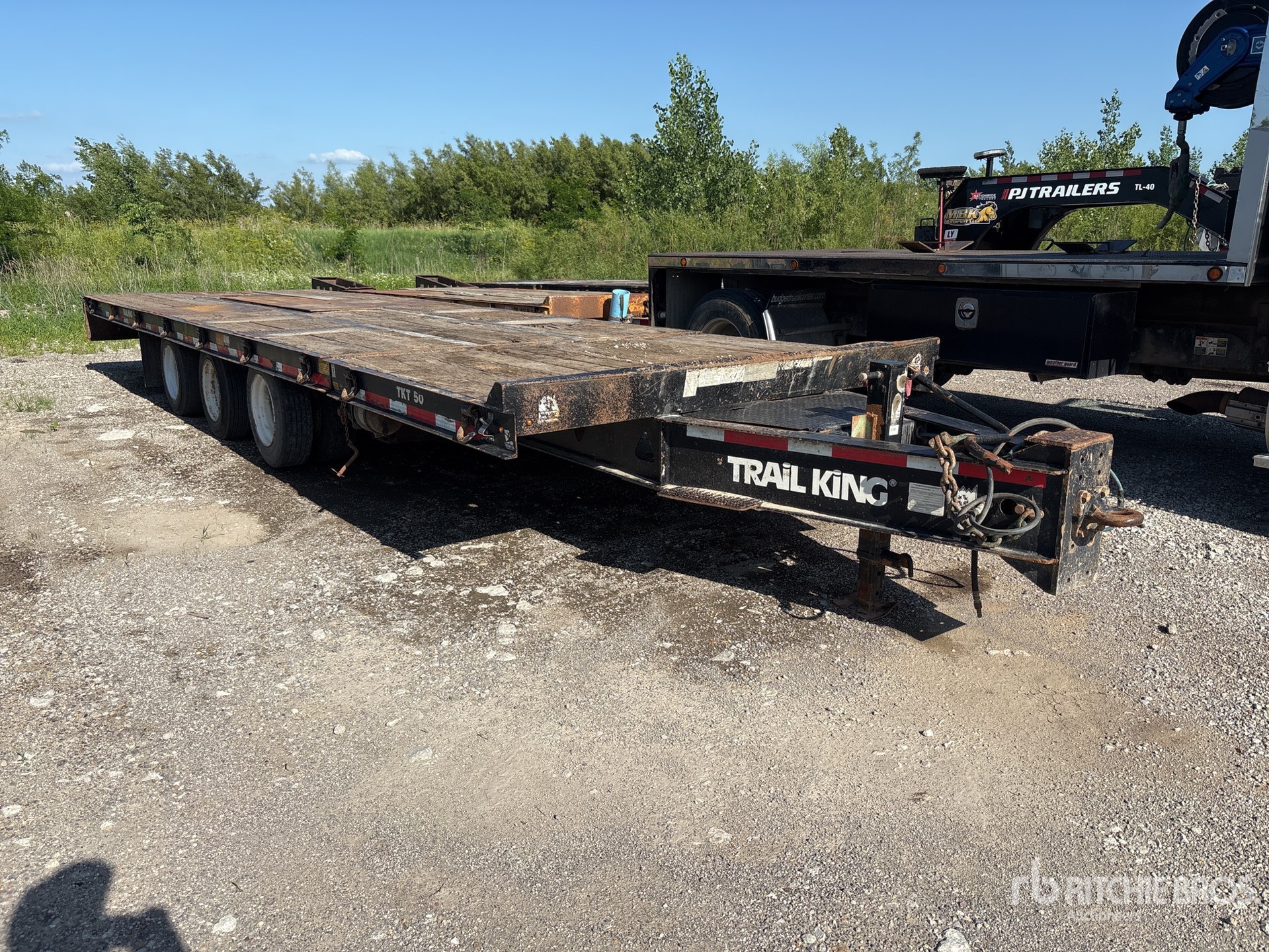 2020 Trail King TKT50LP