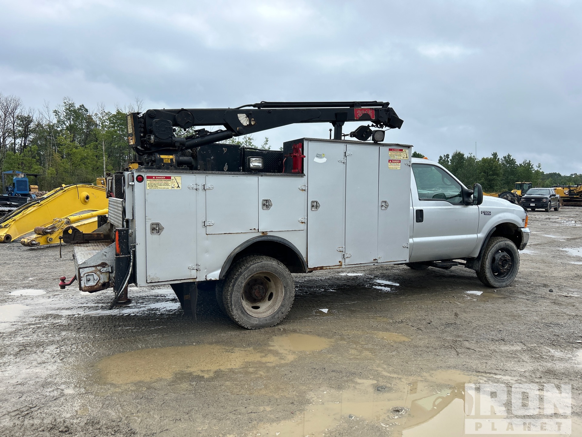 1999 Ford F-550