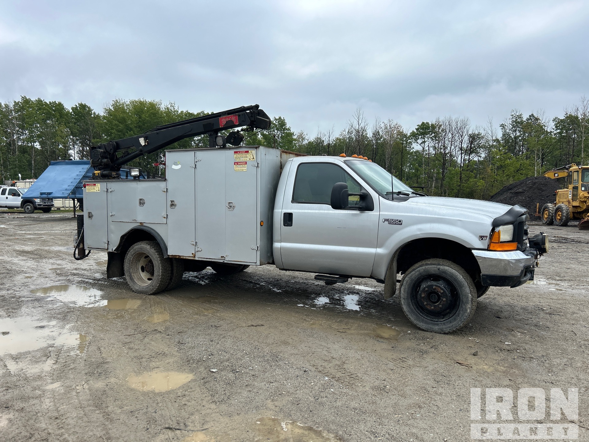 1999 Ford F-550