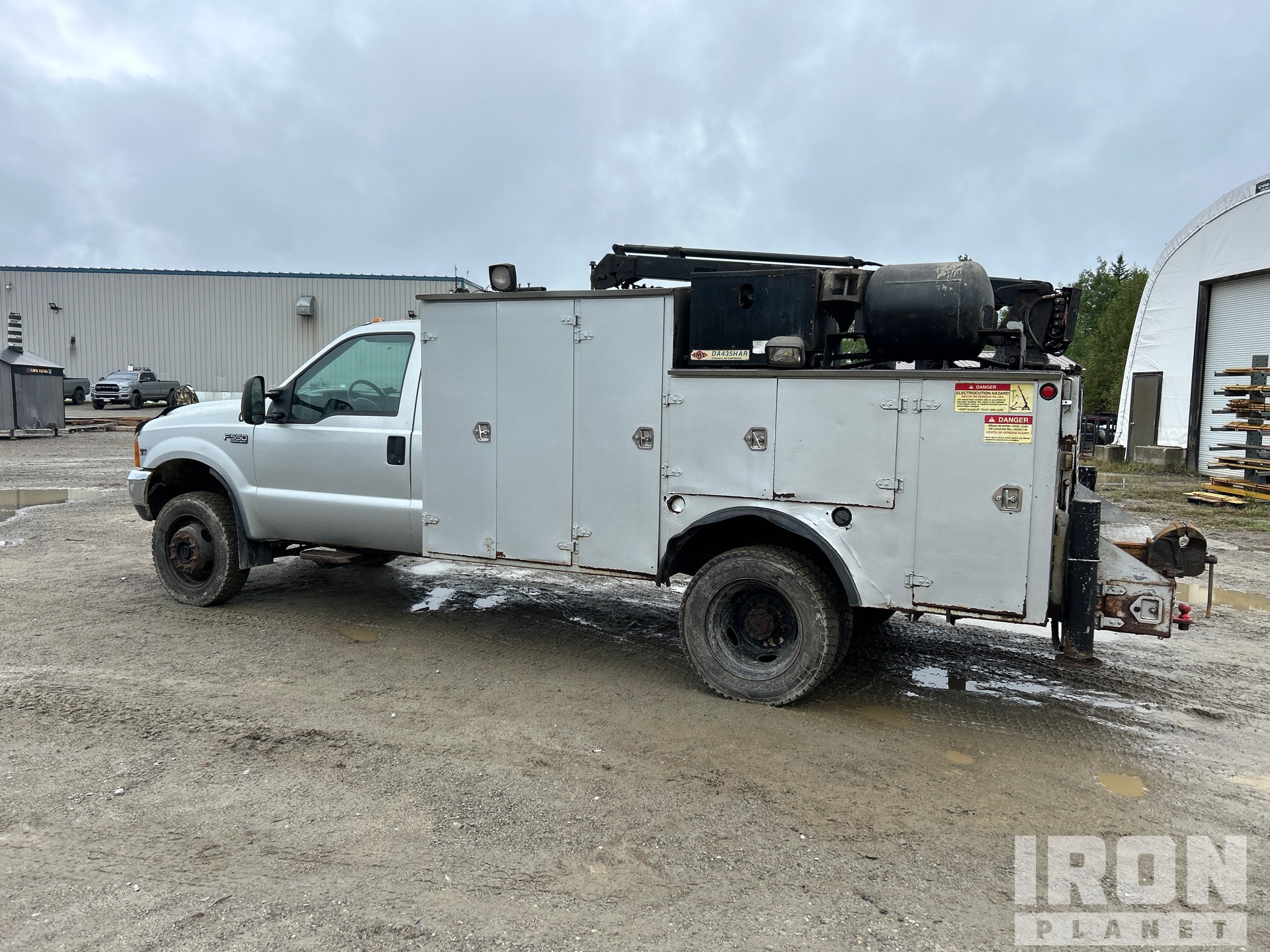 1999 Ford F-550