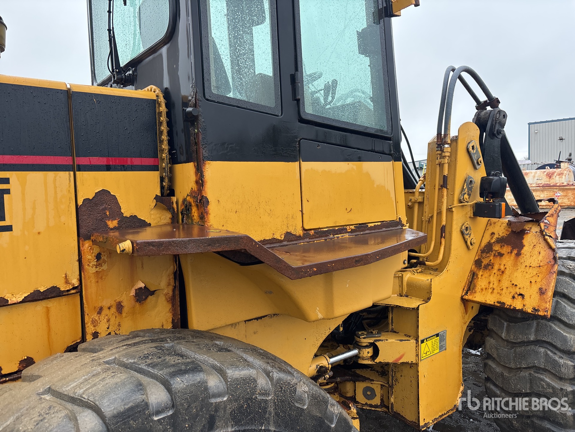 1995 Caterpillar IT28F