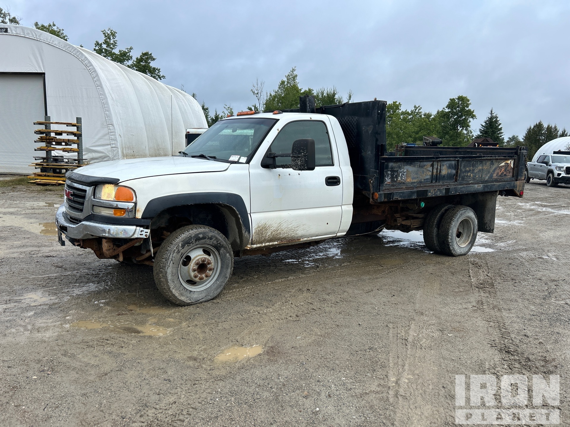 Photo of 2005 GMC 3500