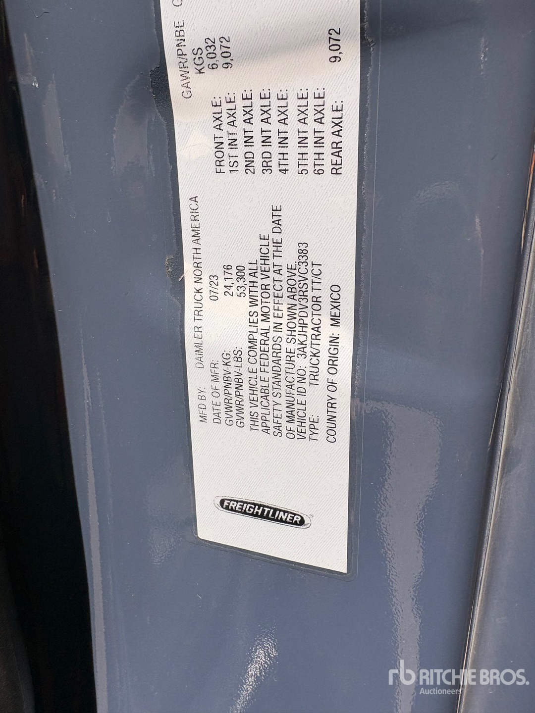 2024 Freightliner CASCADIA 116
