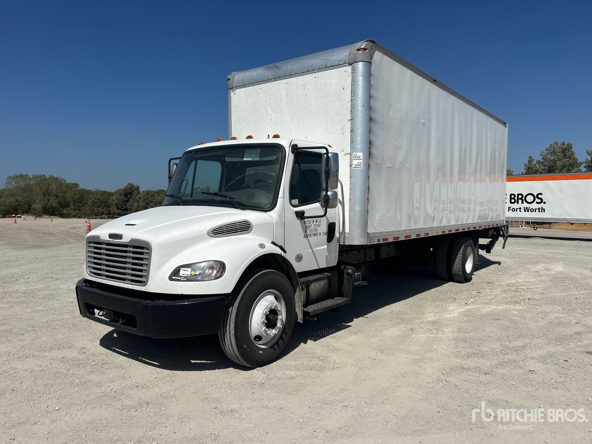 Photo of 2019 Freightliner M2 106