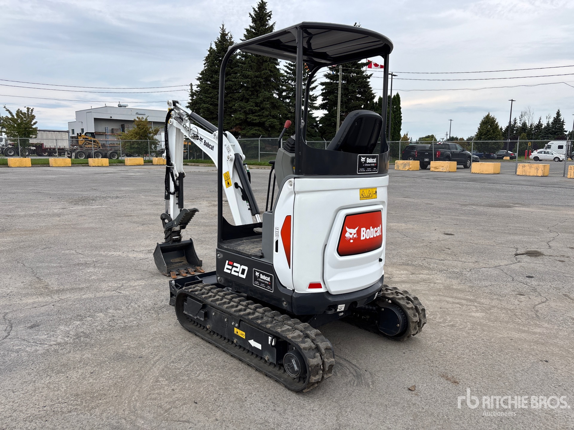 2022 Bobcat E20