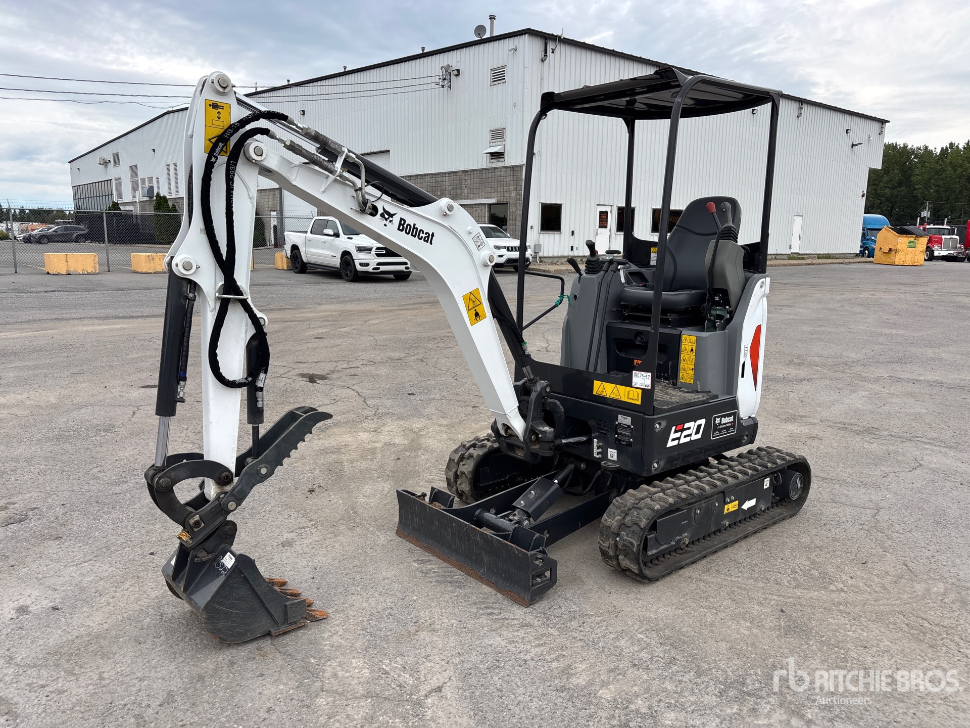 Photo of 2022 Bobcat E20
