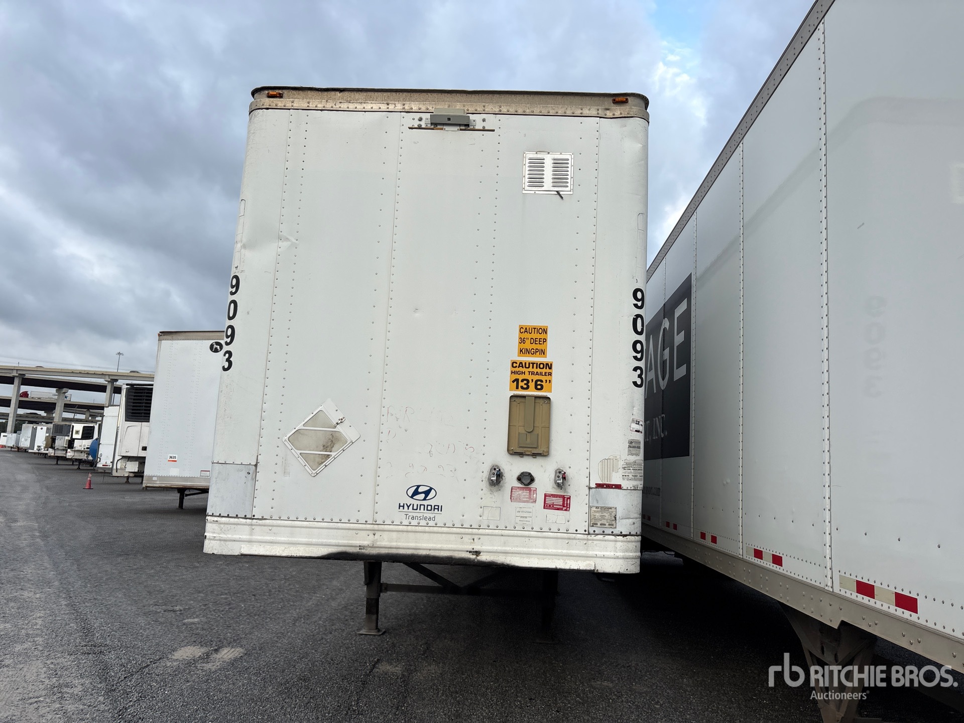 2015 Utility V12530152JS