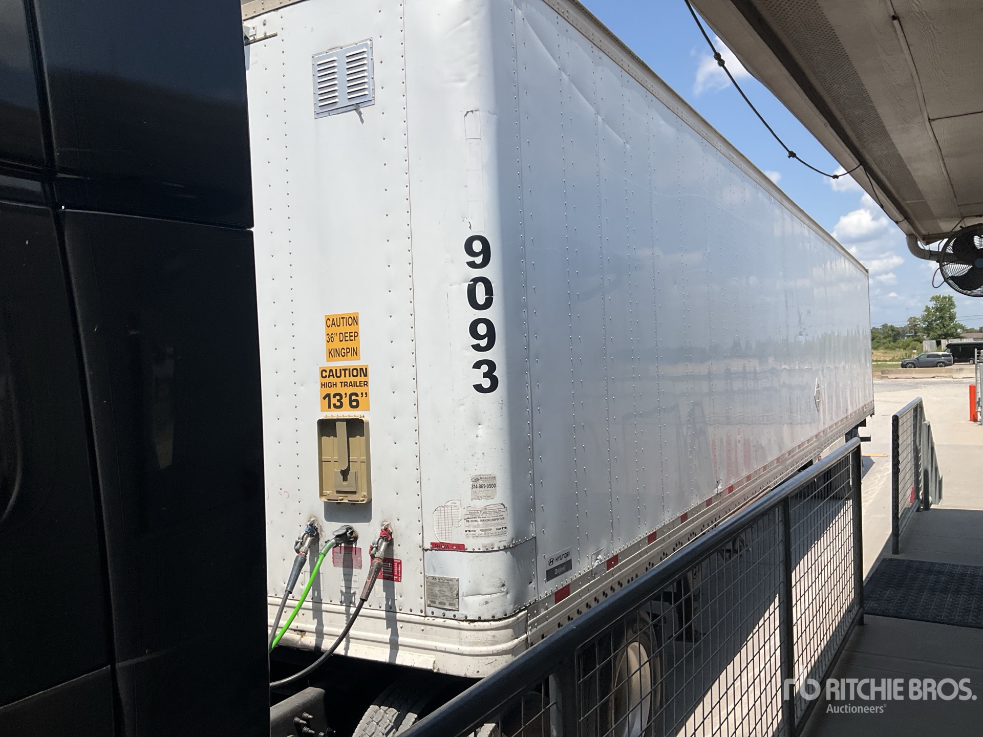 Photo of 2016 Hyundai 53 ft T/A