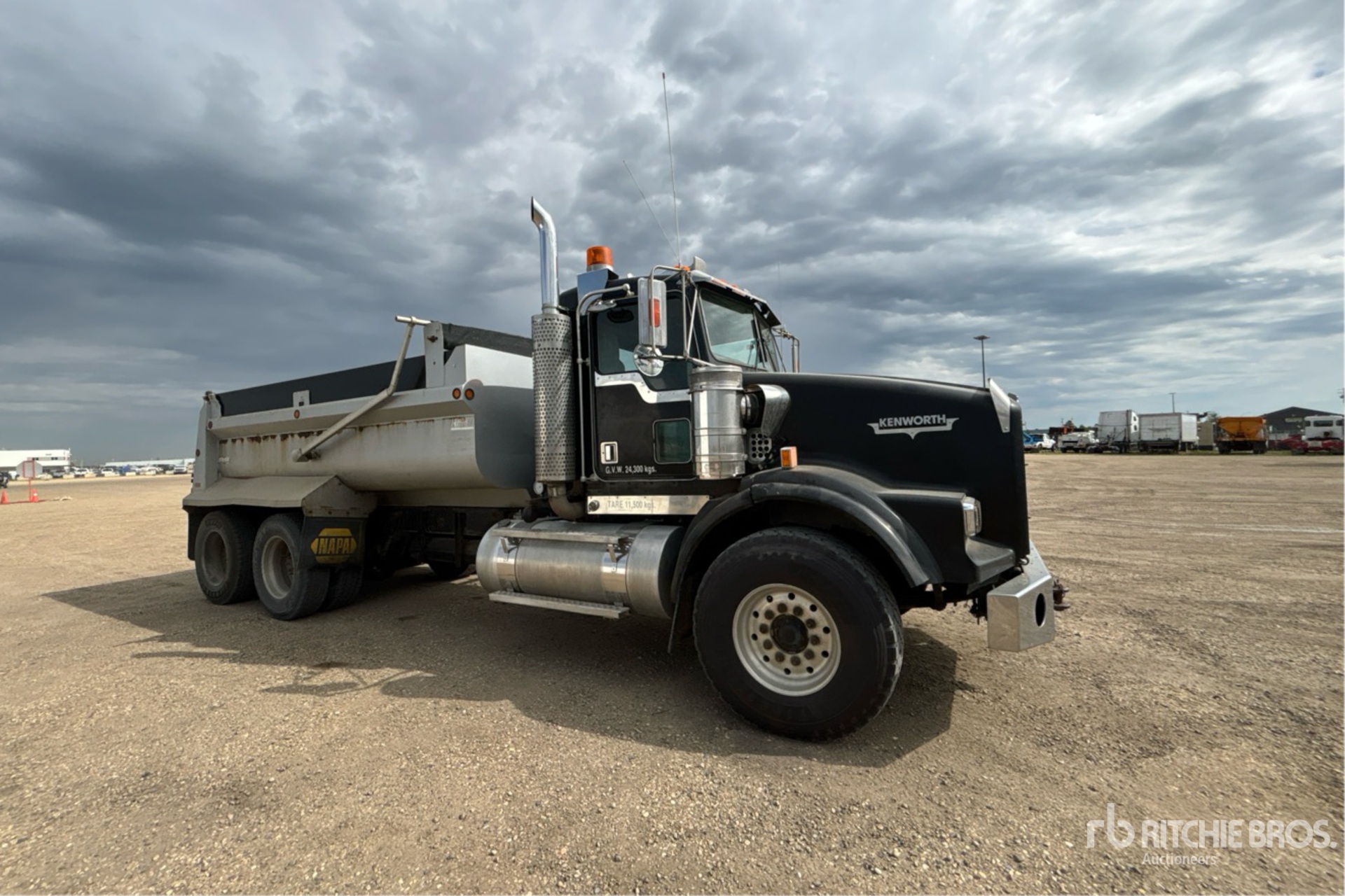 2000 Kenworth T800