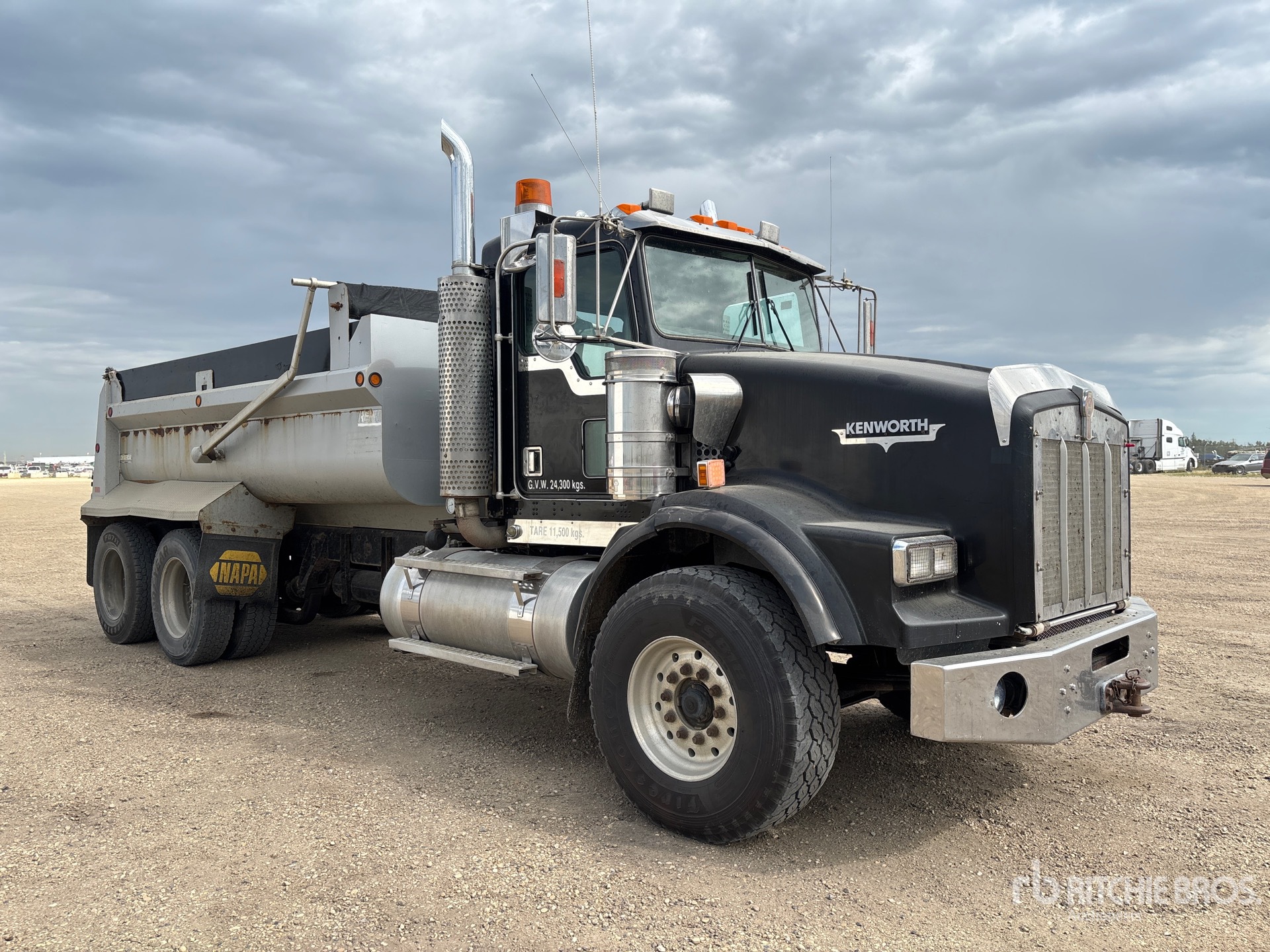 2000 Kenworth T800