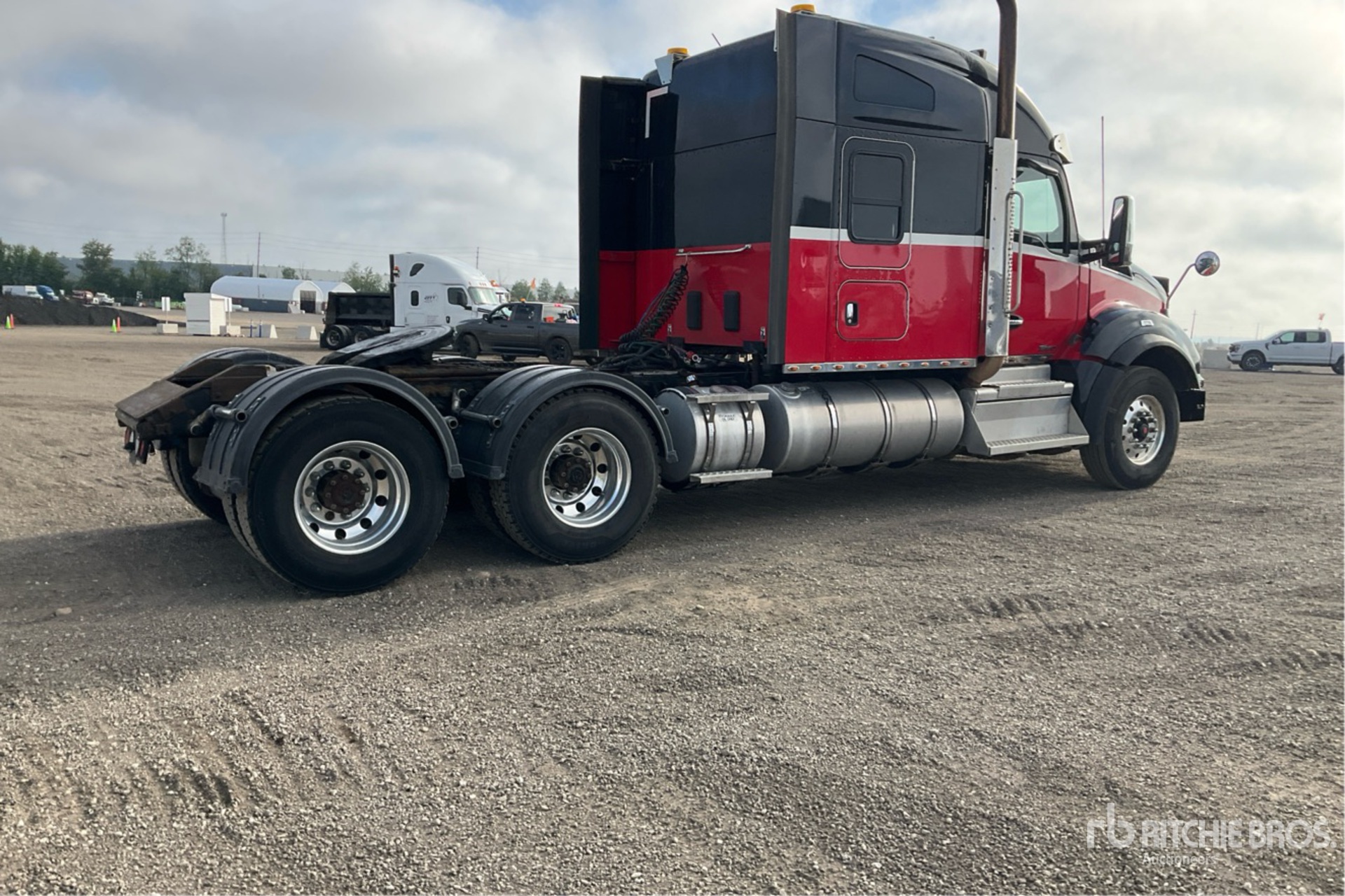 2019 Kenworth T880