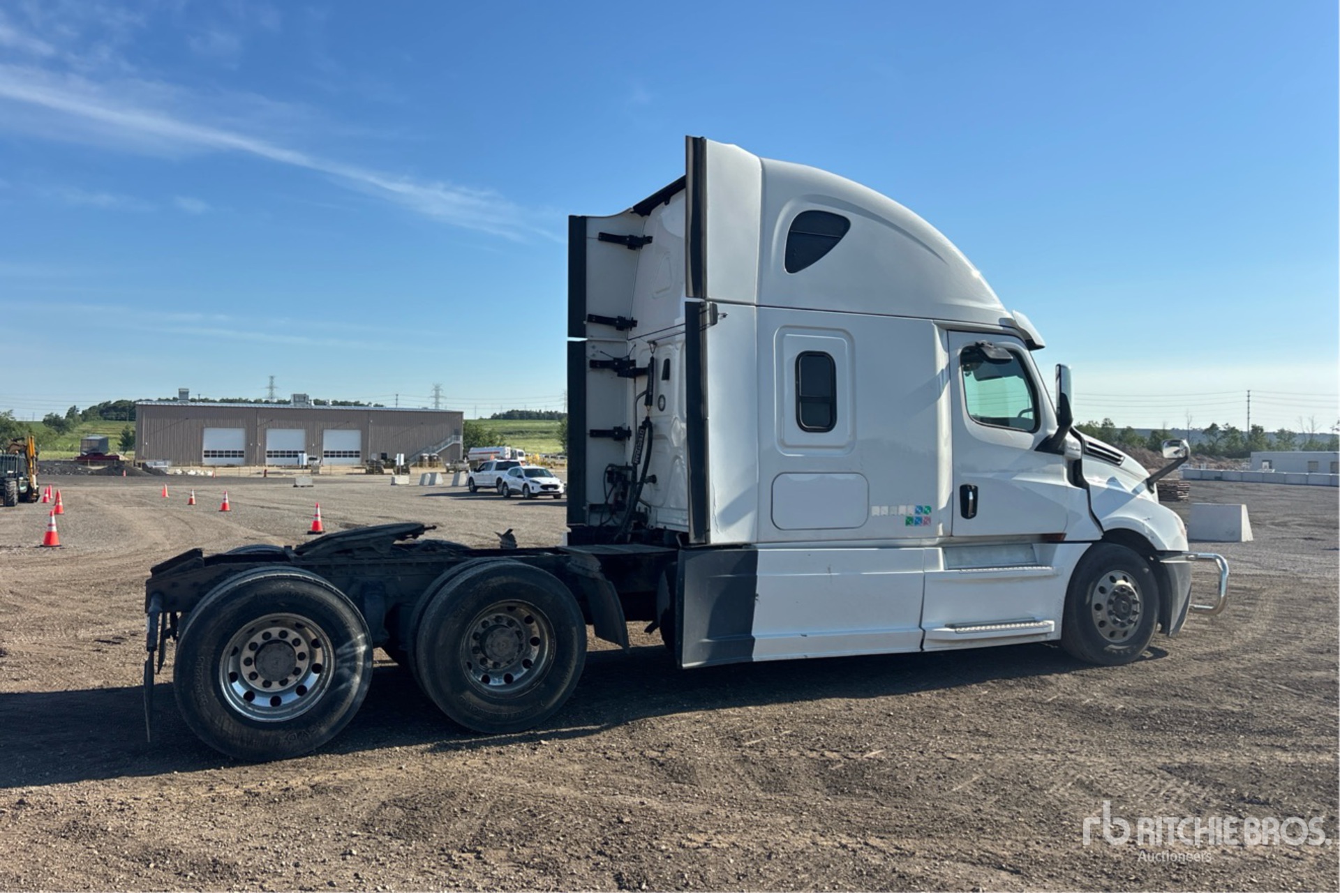 2018 Freightliner CASCADIA 126