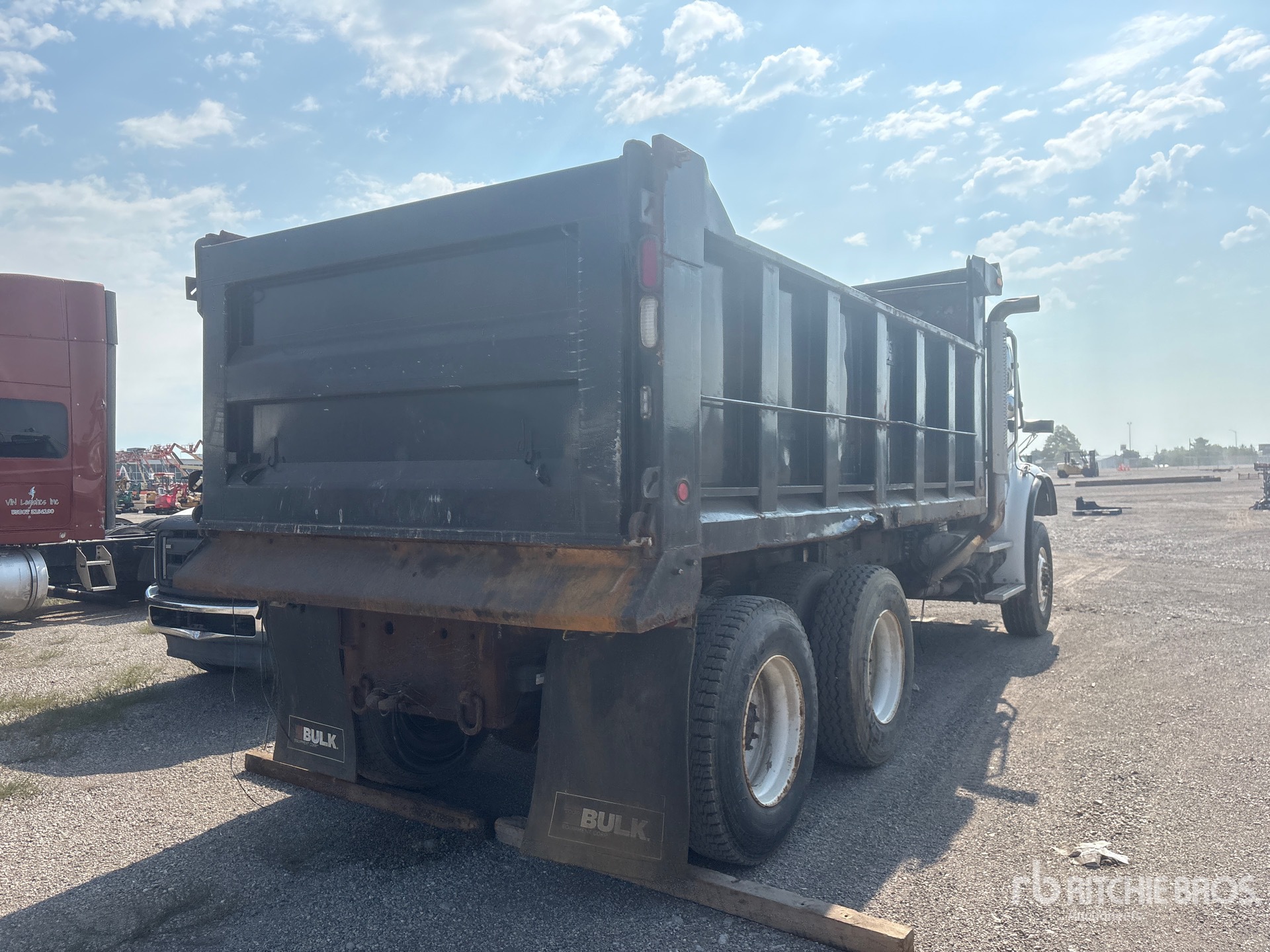 2007 Freightliner M2 112