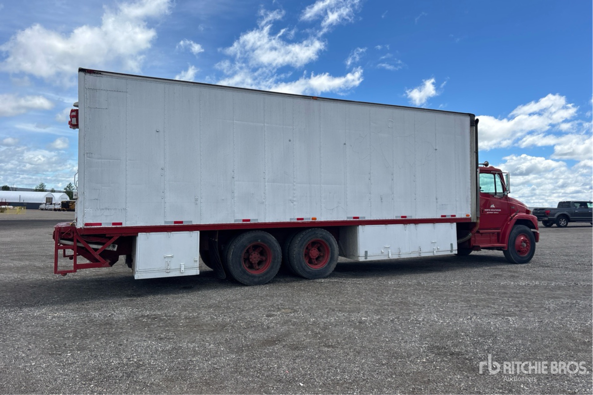 1994 Freightliner FL80