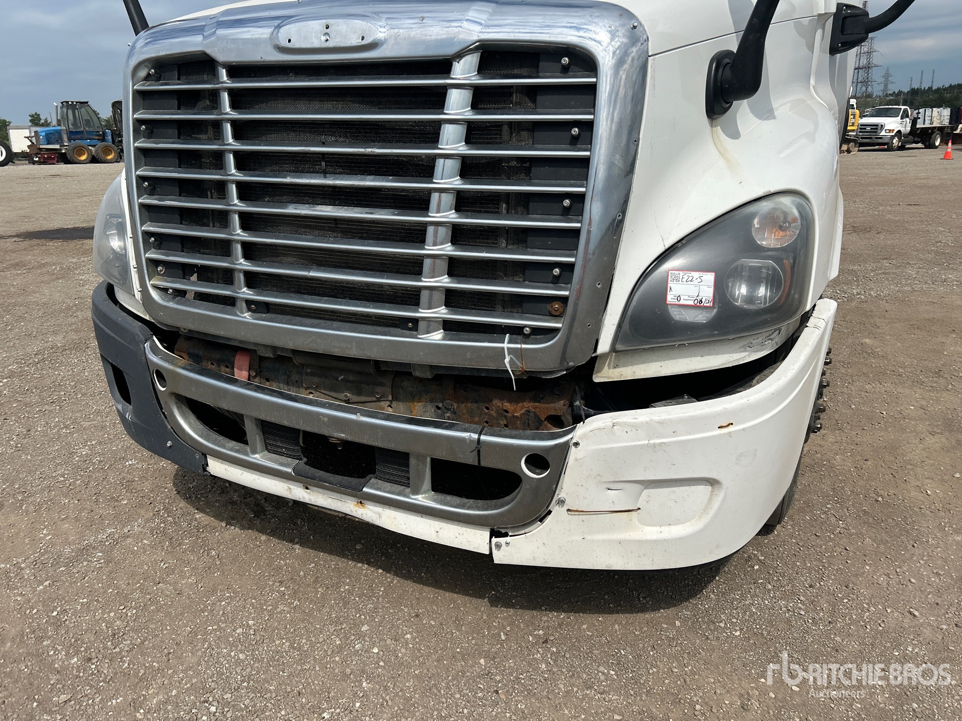 2016 Freightliner CASCADIA 125