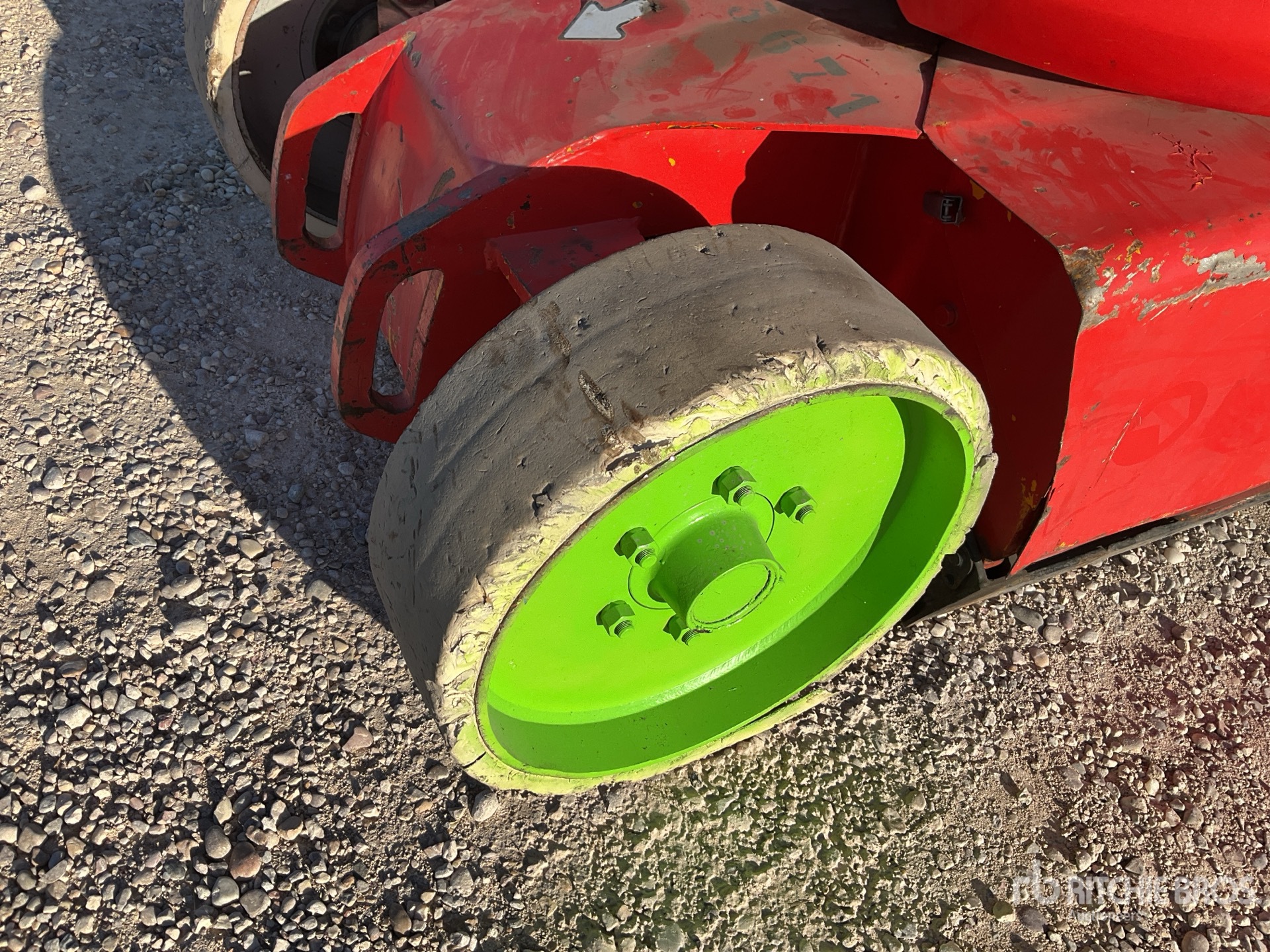 2005 Manitou 120AETJ