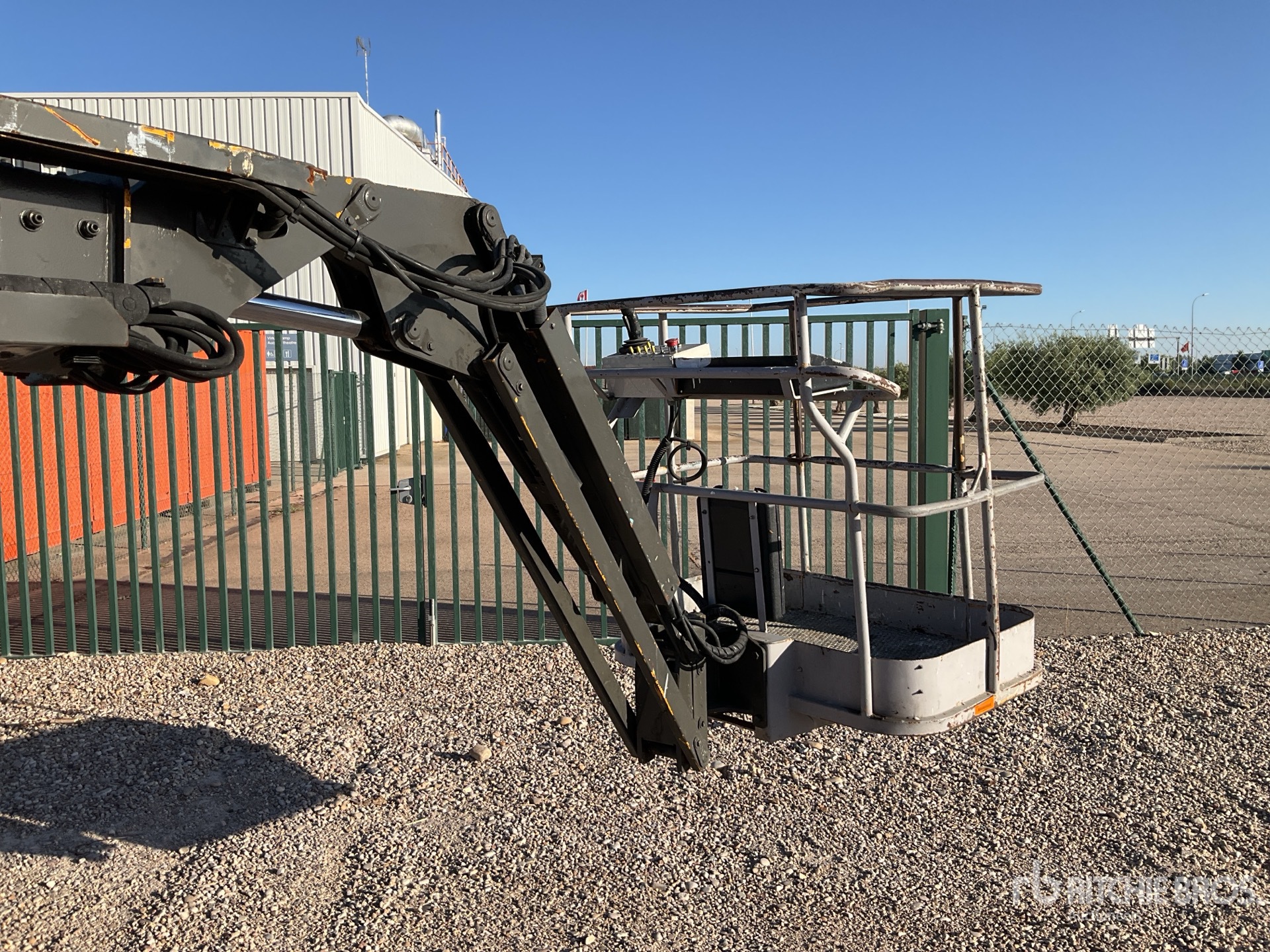 2005 Manitou 120AETJ
