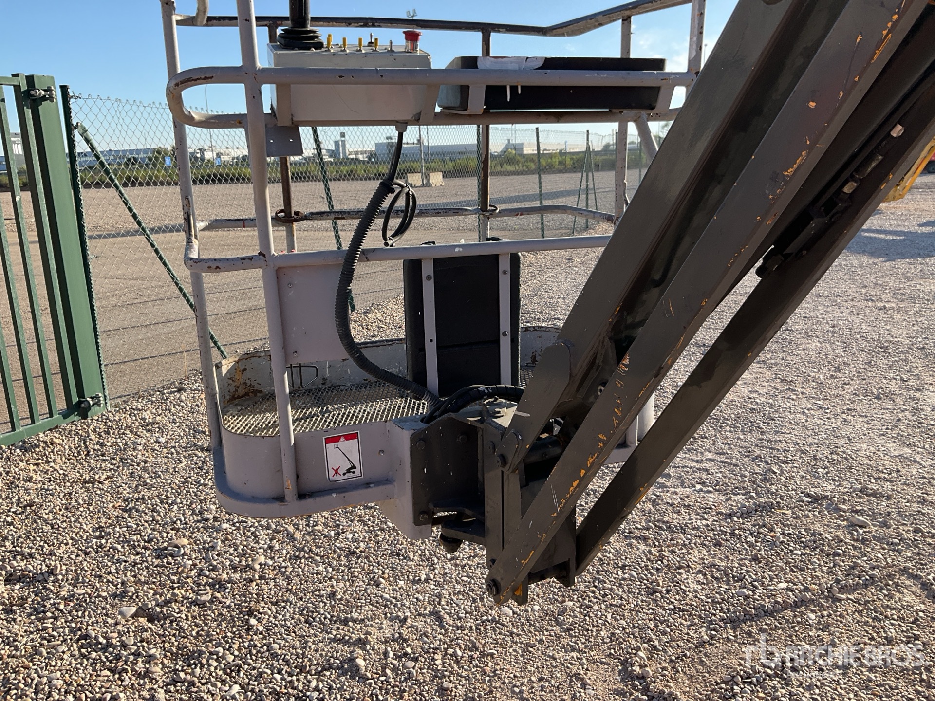 2005 Manitou 120AETJ