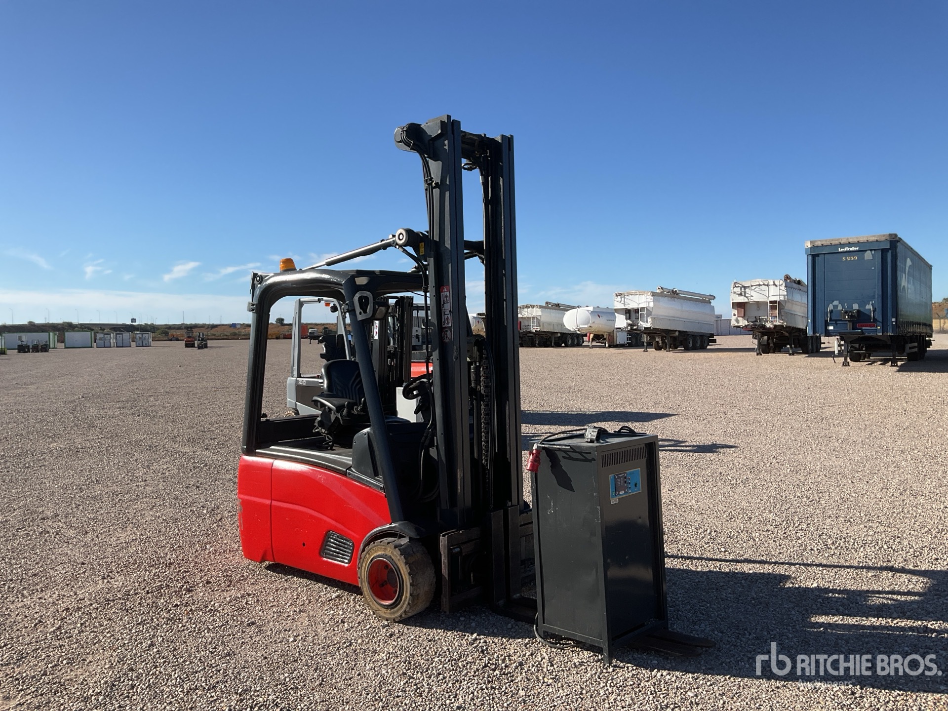 2008 Linde E18-01