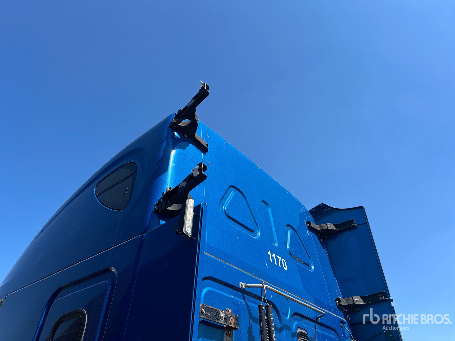 2016 Freightliner CASCADIA 125