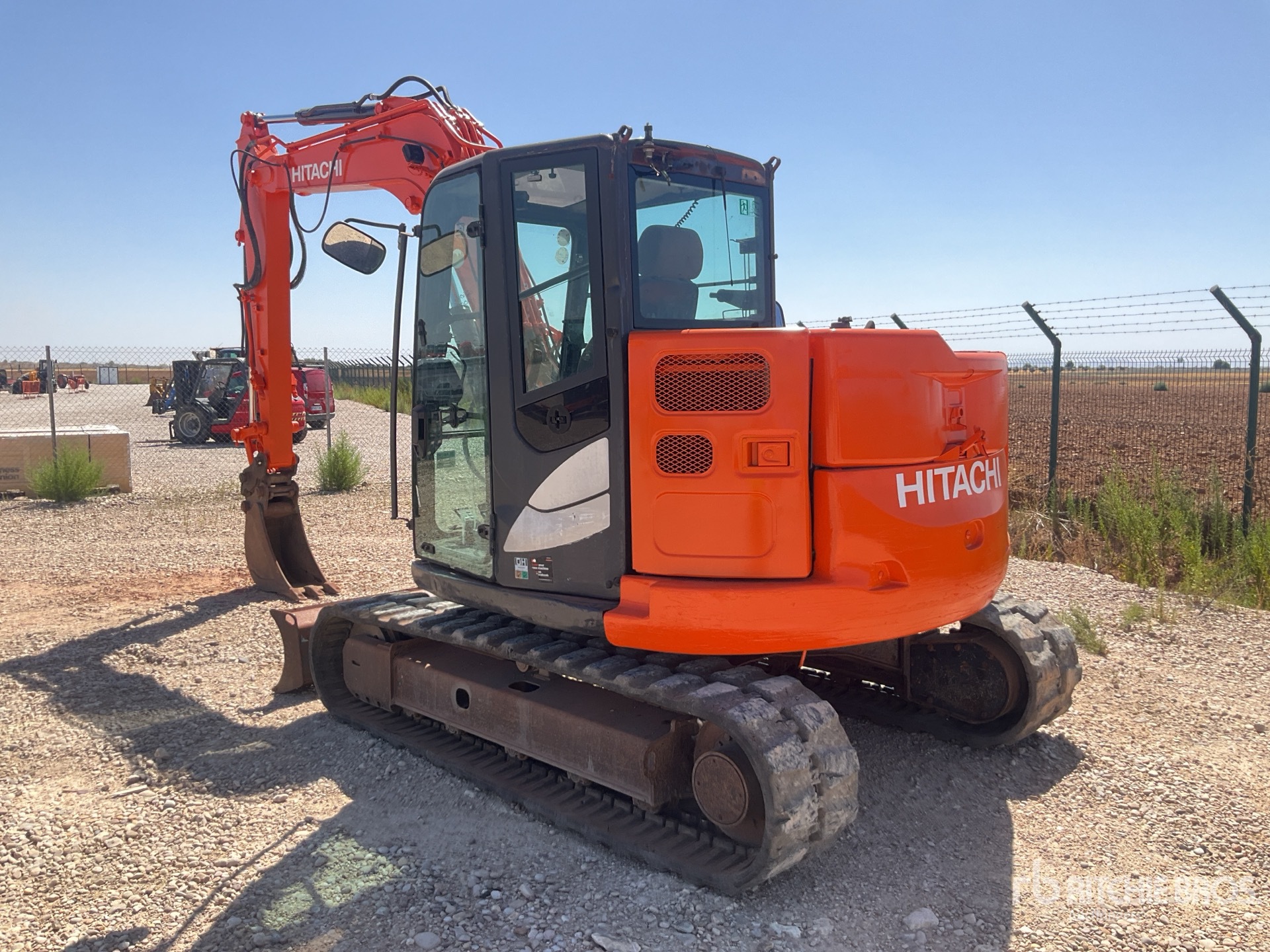 2017 Hitachi ZX85USB-5