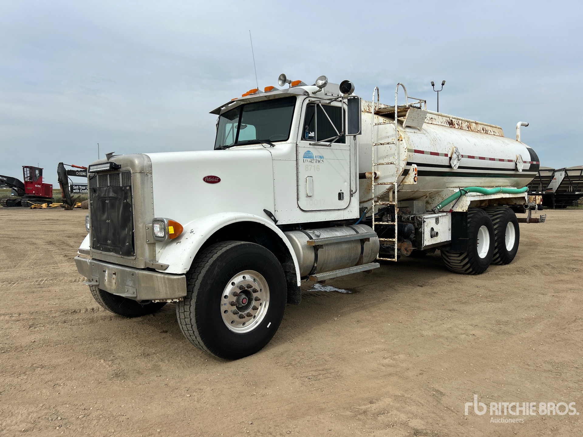 Photo of 1992 Peterbilt 357