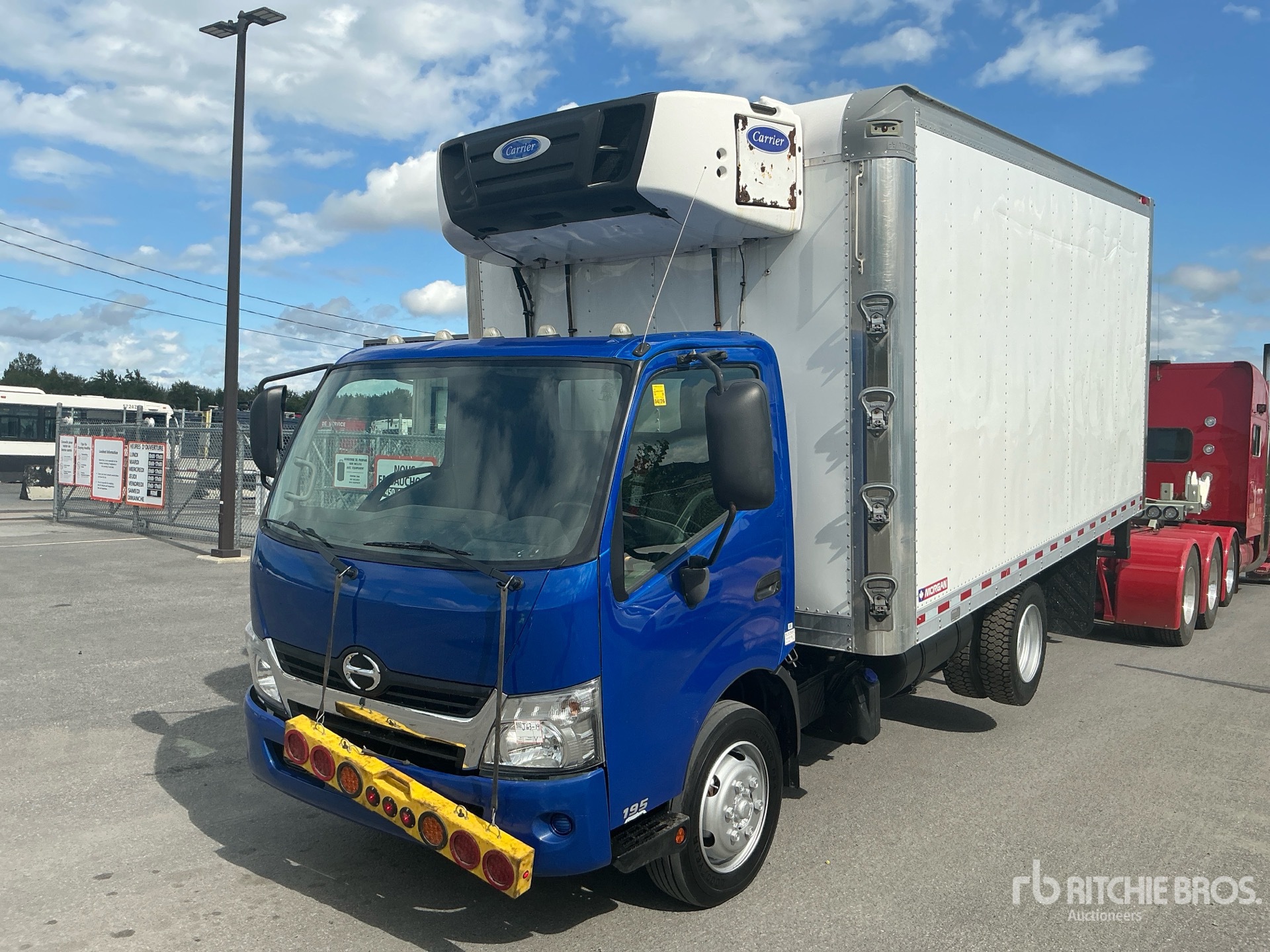 2018 Hino 195