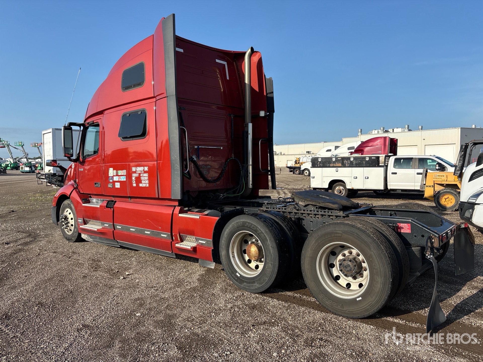 2022 Volvo VNL860
