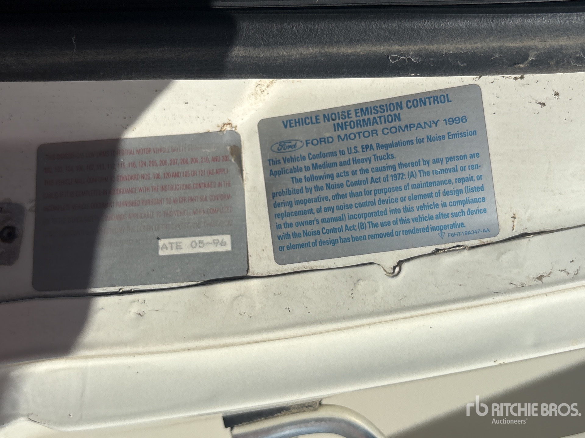 1997 Ford F-800
