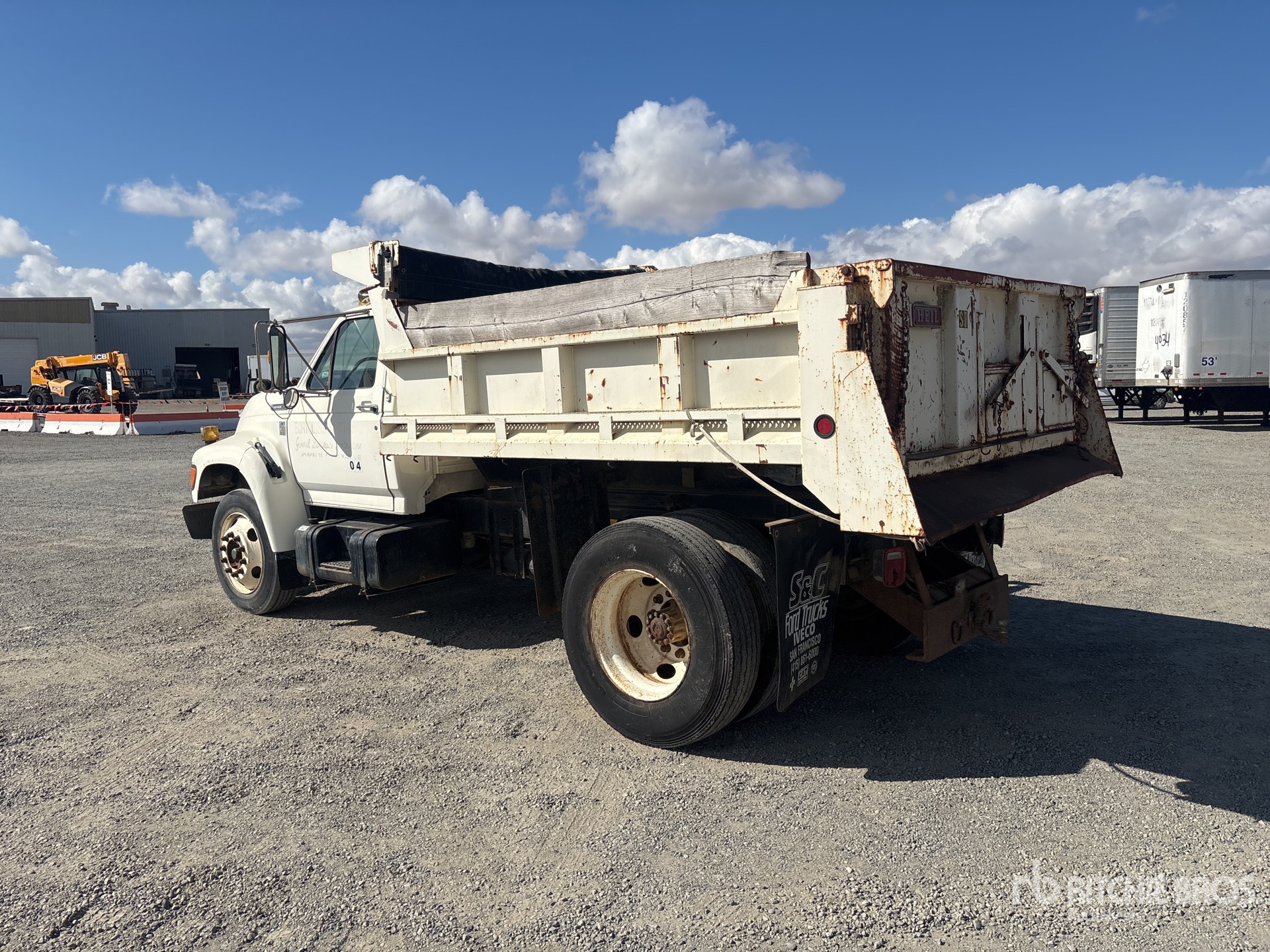 1997 Ford F-800