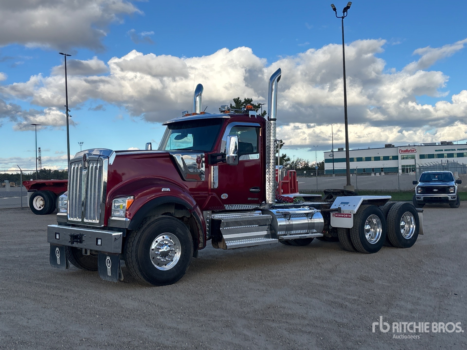 Photo of 2024 Kenworth W990