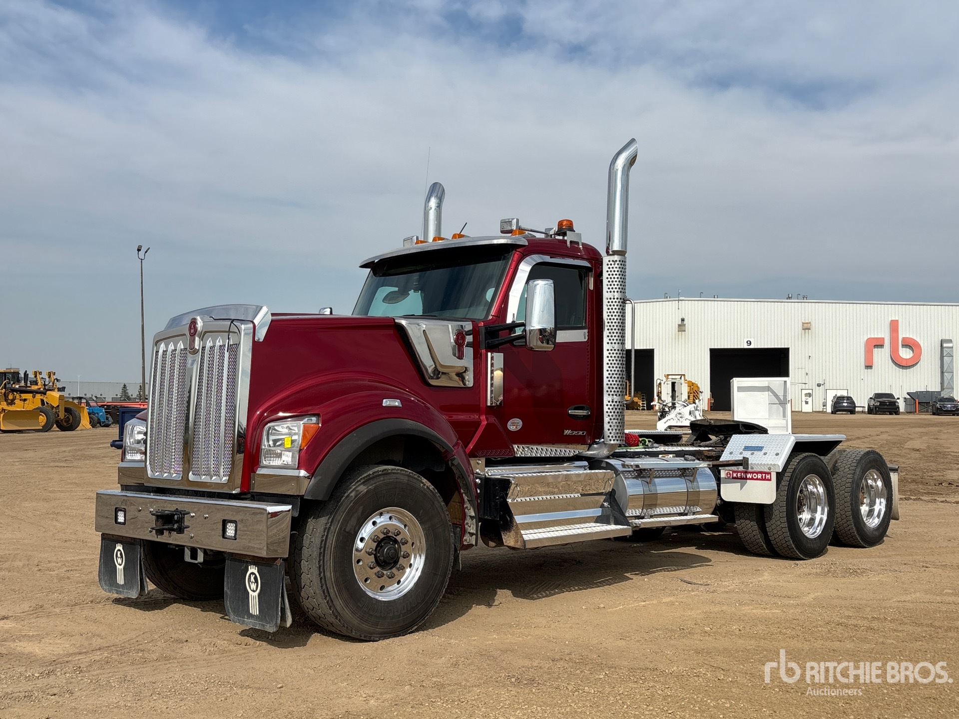 Photo of 2024 Kenworth W990
