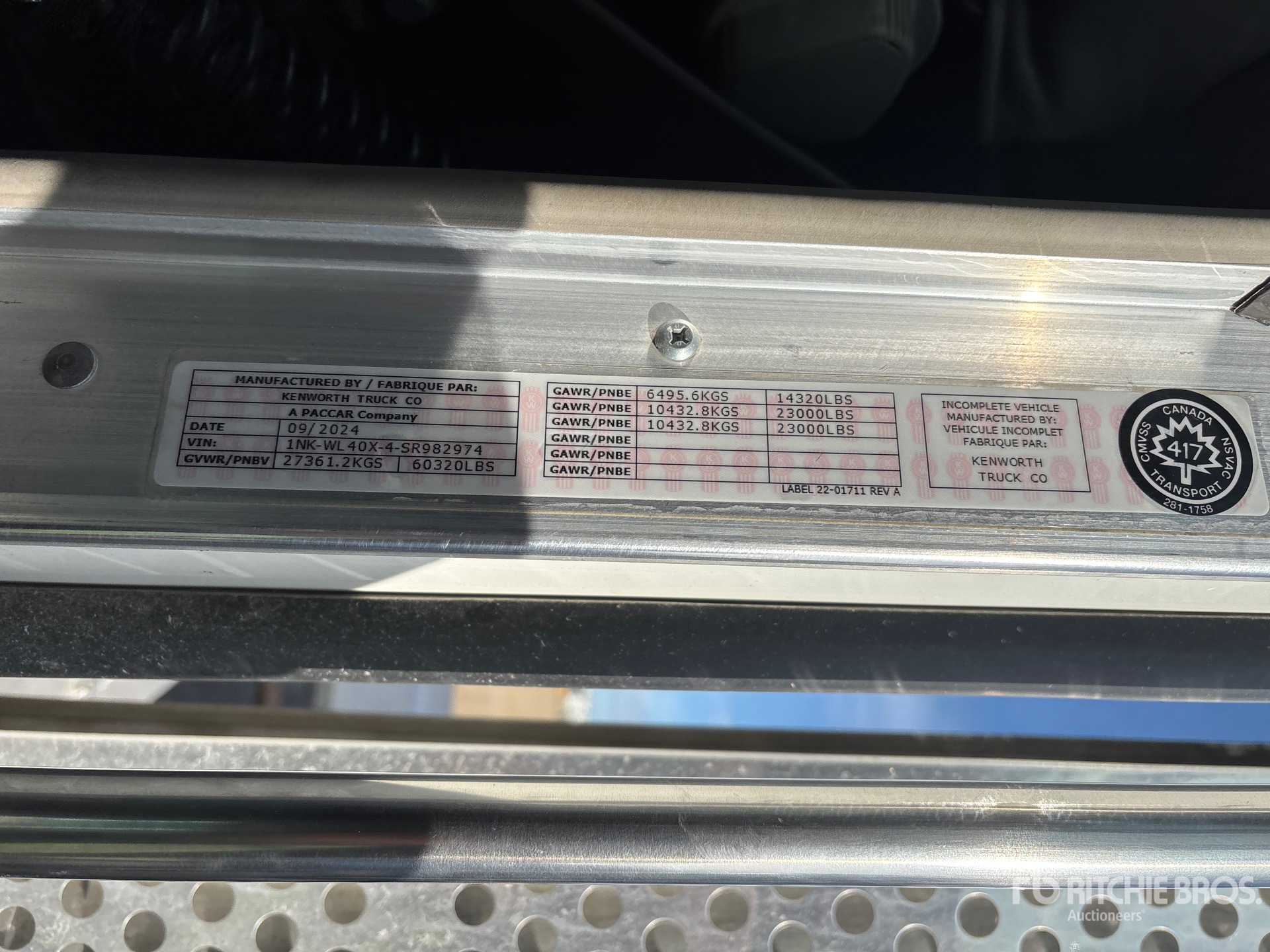 2025 Kenworth W900