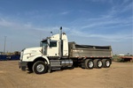 General Appearance with Bild, Ecke vorne links