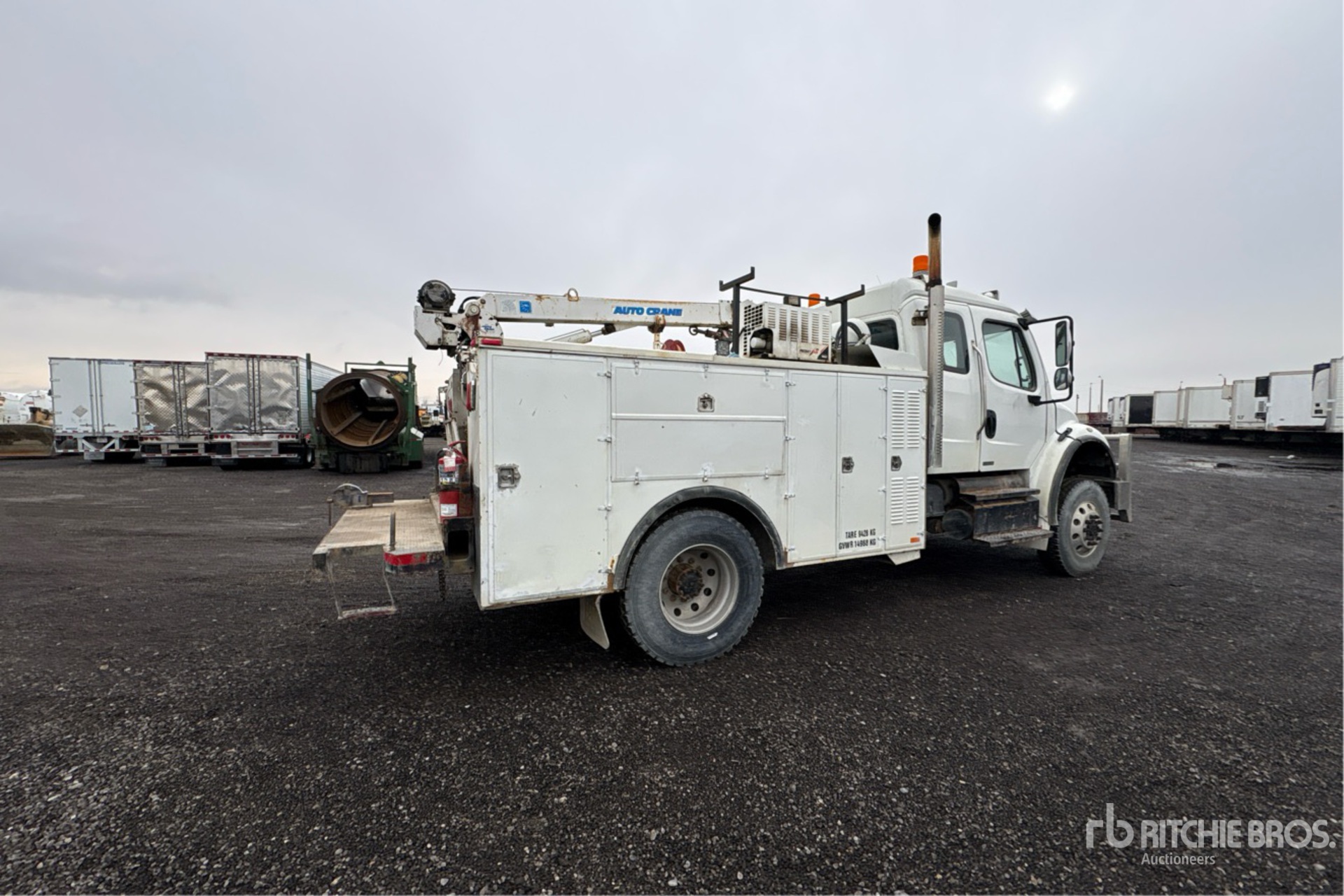2012 Freightliner M2 106