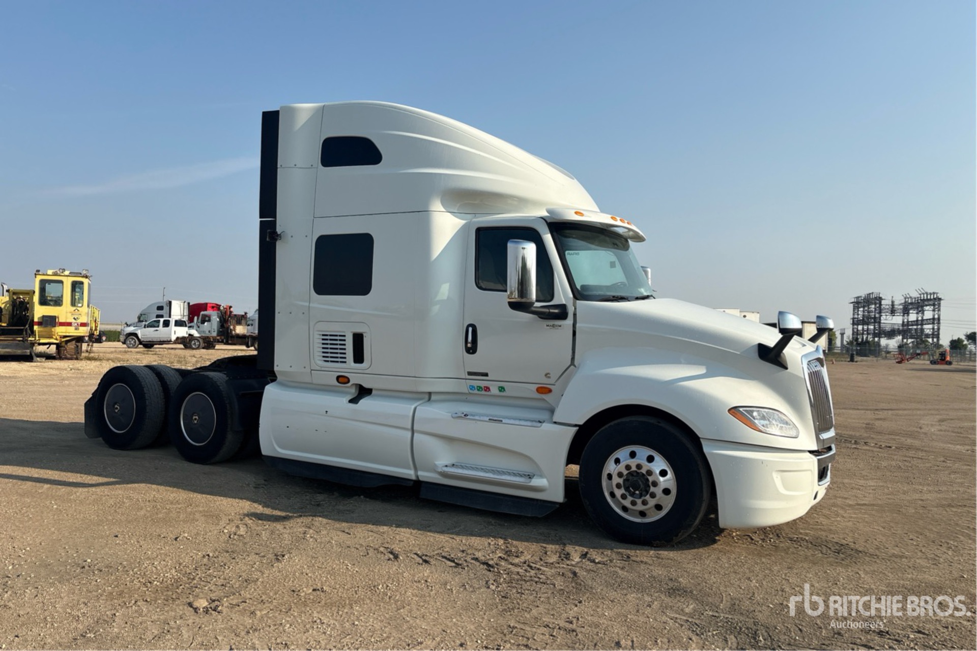 2022 International LT625