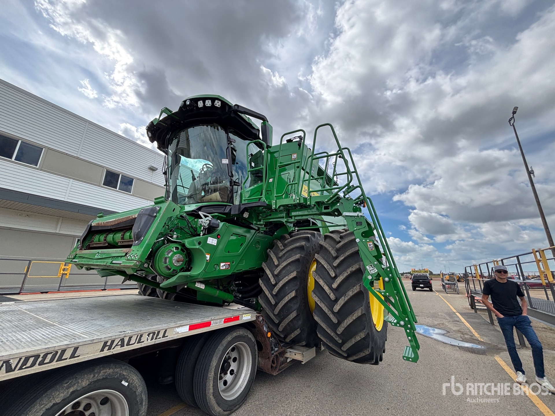 2022 John Deere X9 1100