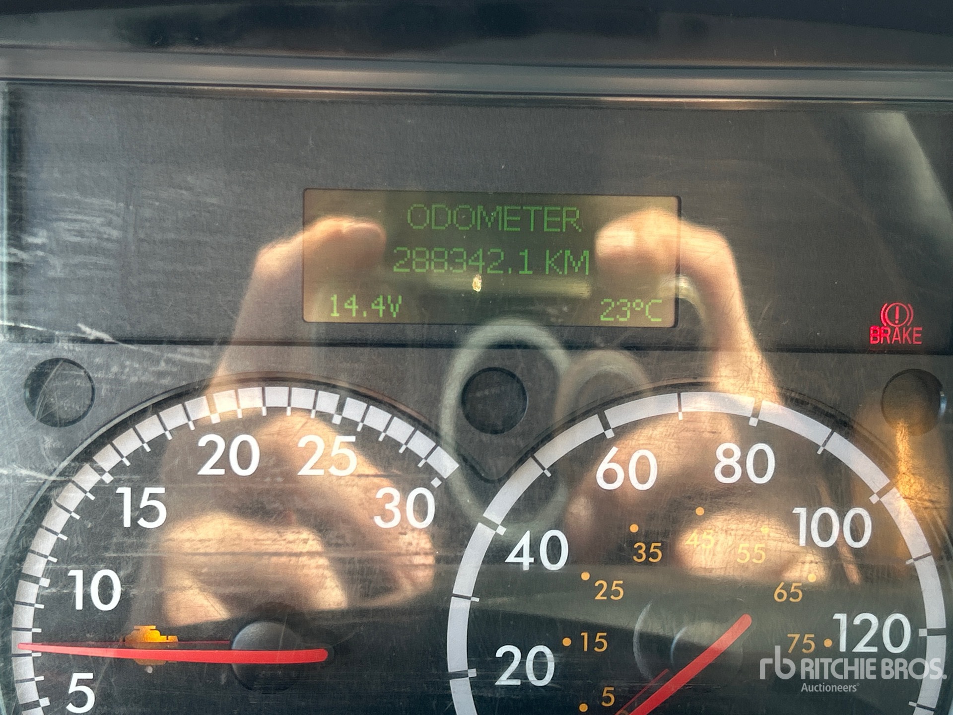 2016 Freightliner M2 106