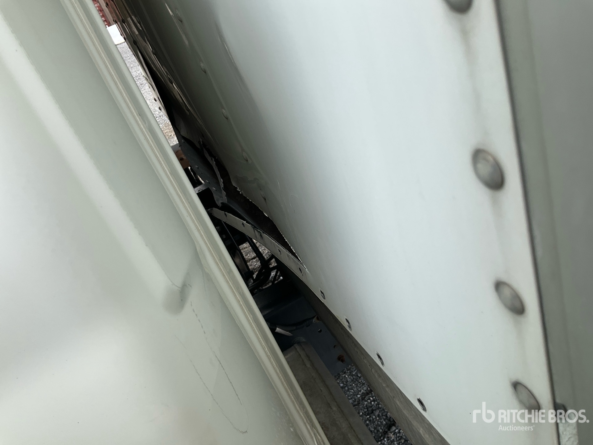 2014 Hino 268