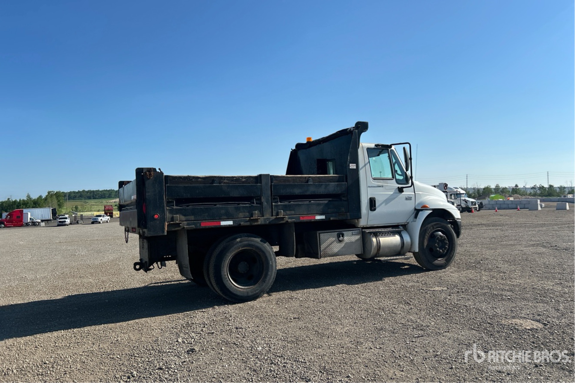 2005 International 4200