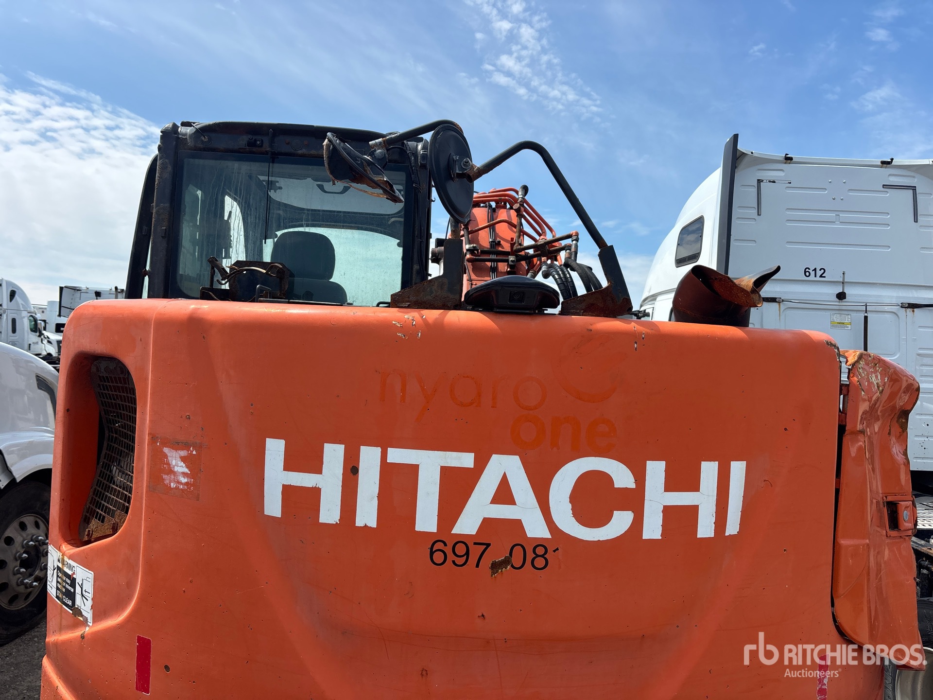 2015 Hitachi ZX160LC-5