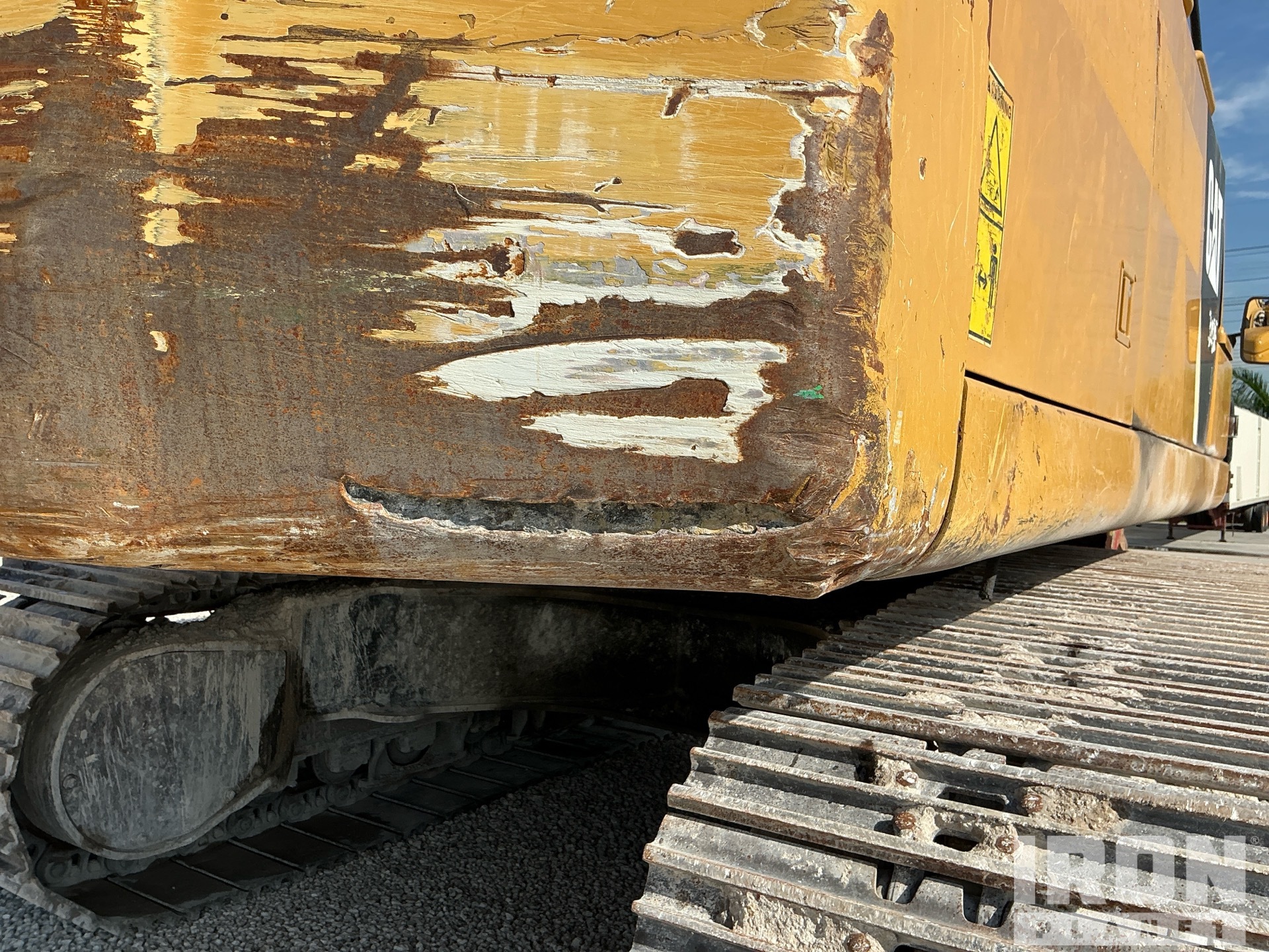 2017 Caterpillar 349F L