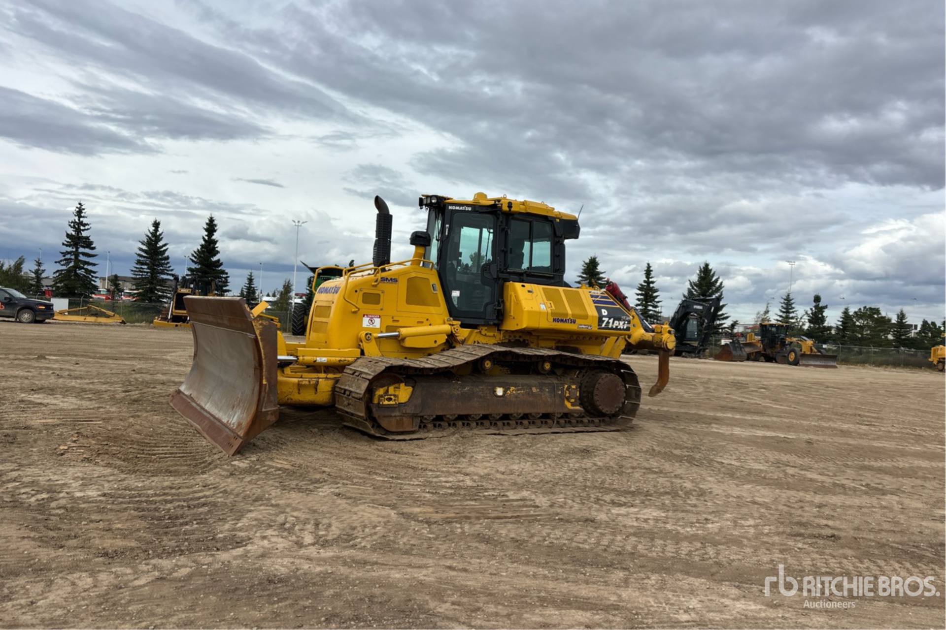 2022 Komatsu D71PXI-24