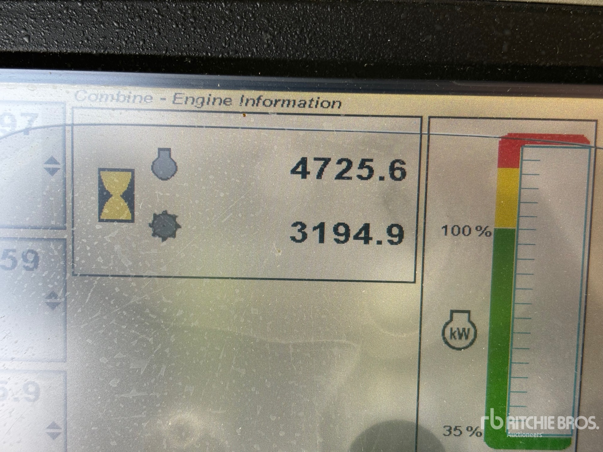 John Deere S670