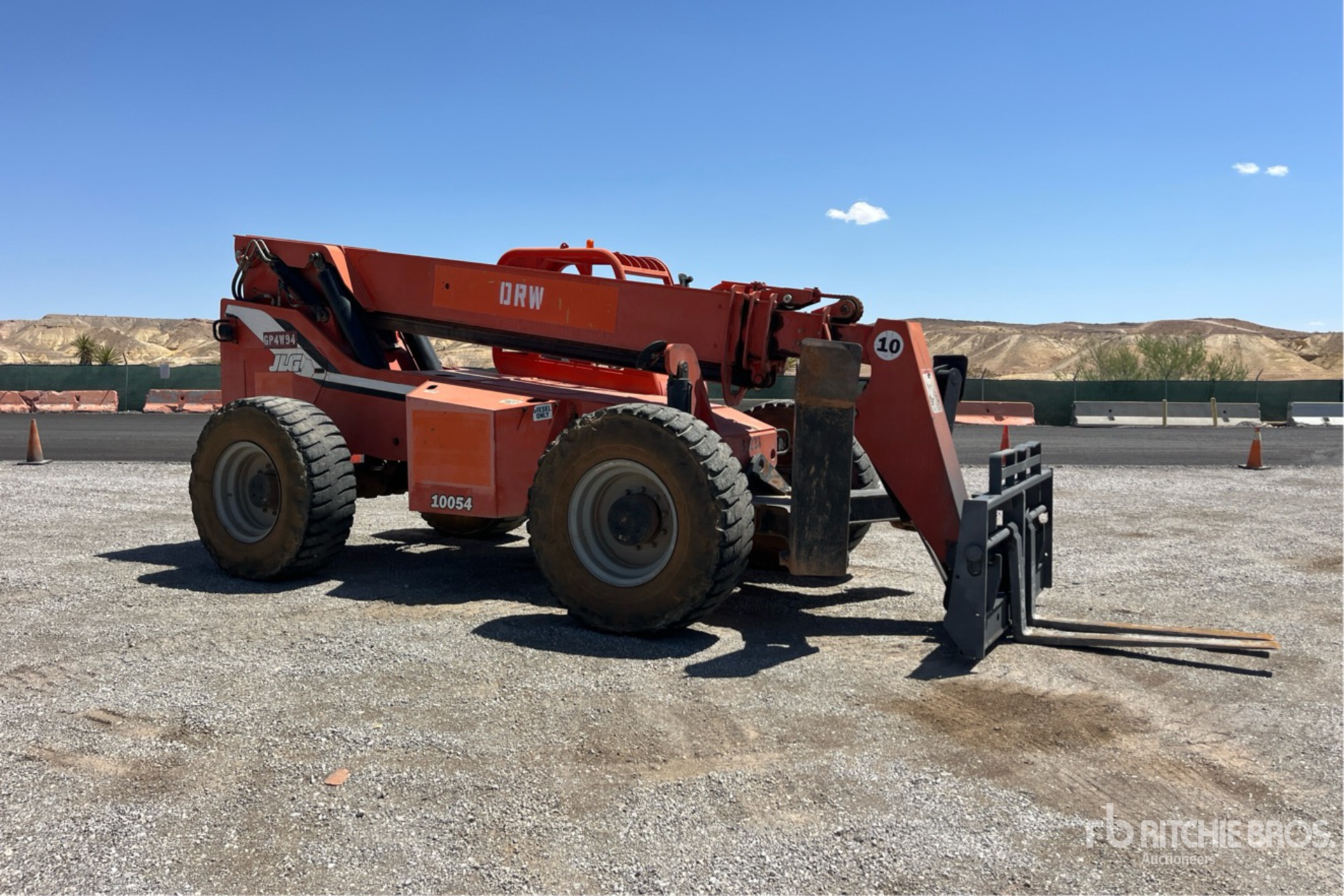 2007 JLG 10054
