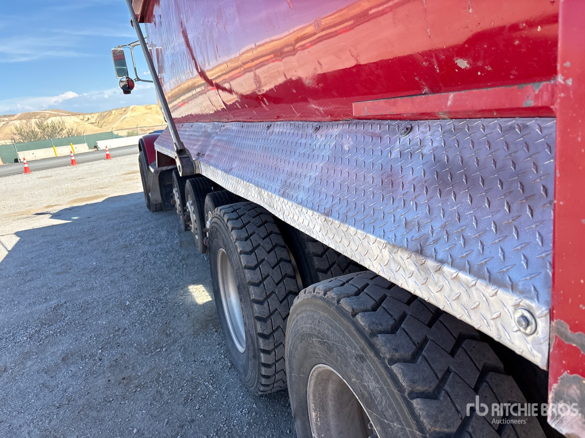 2008 Peterbilt 365